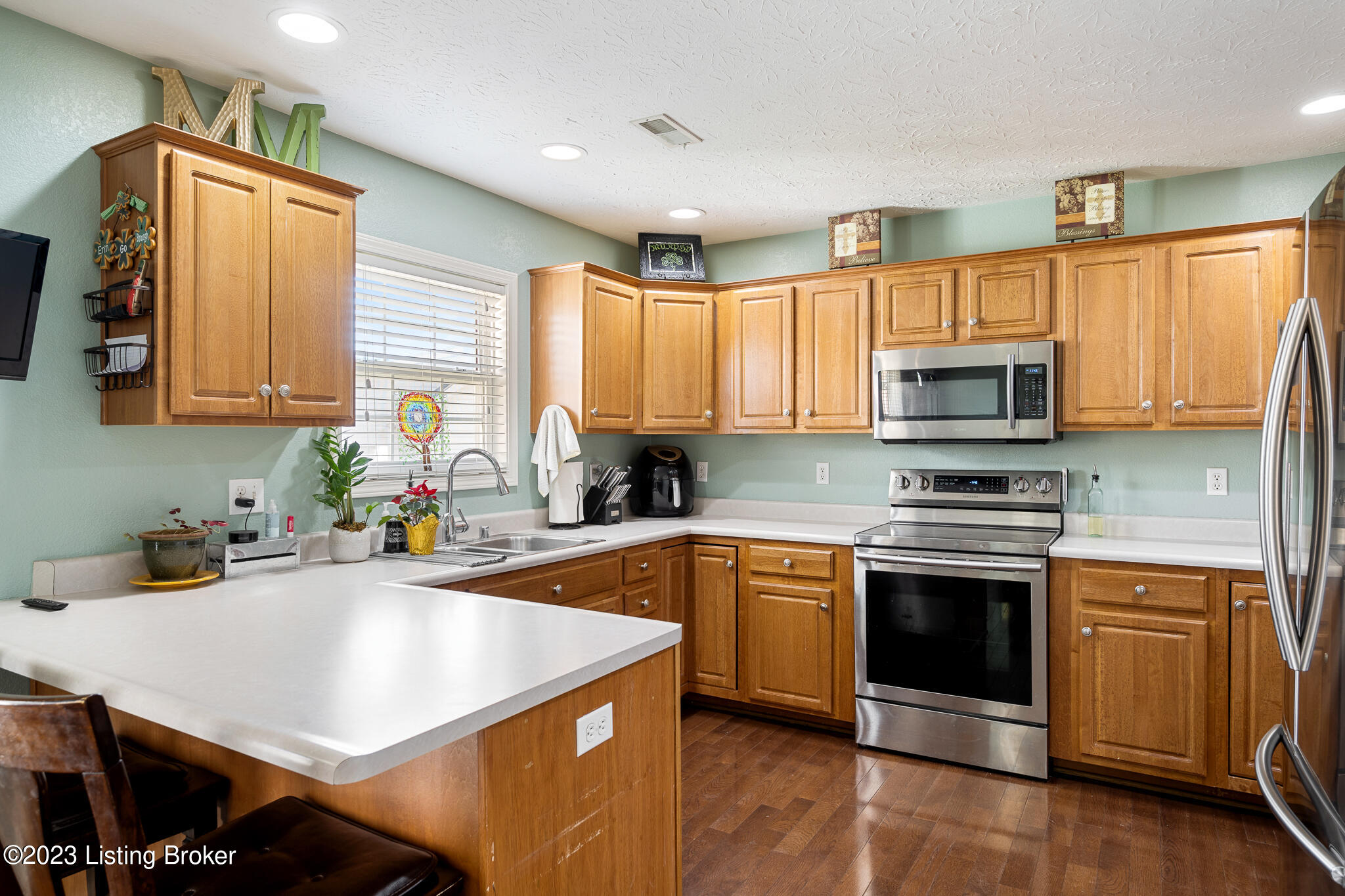 2031 Hearthside Cir