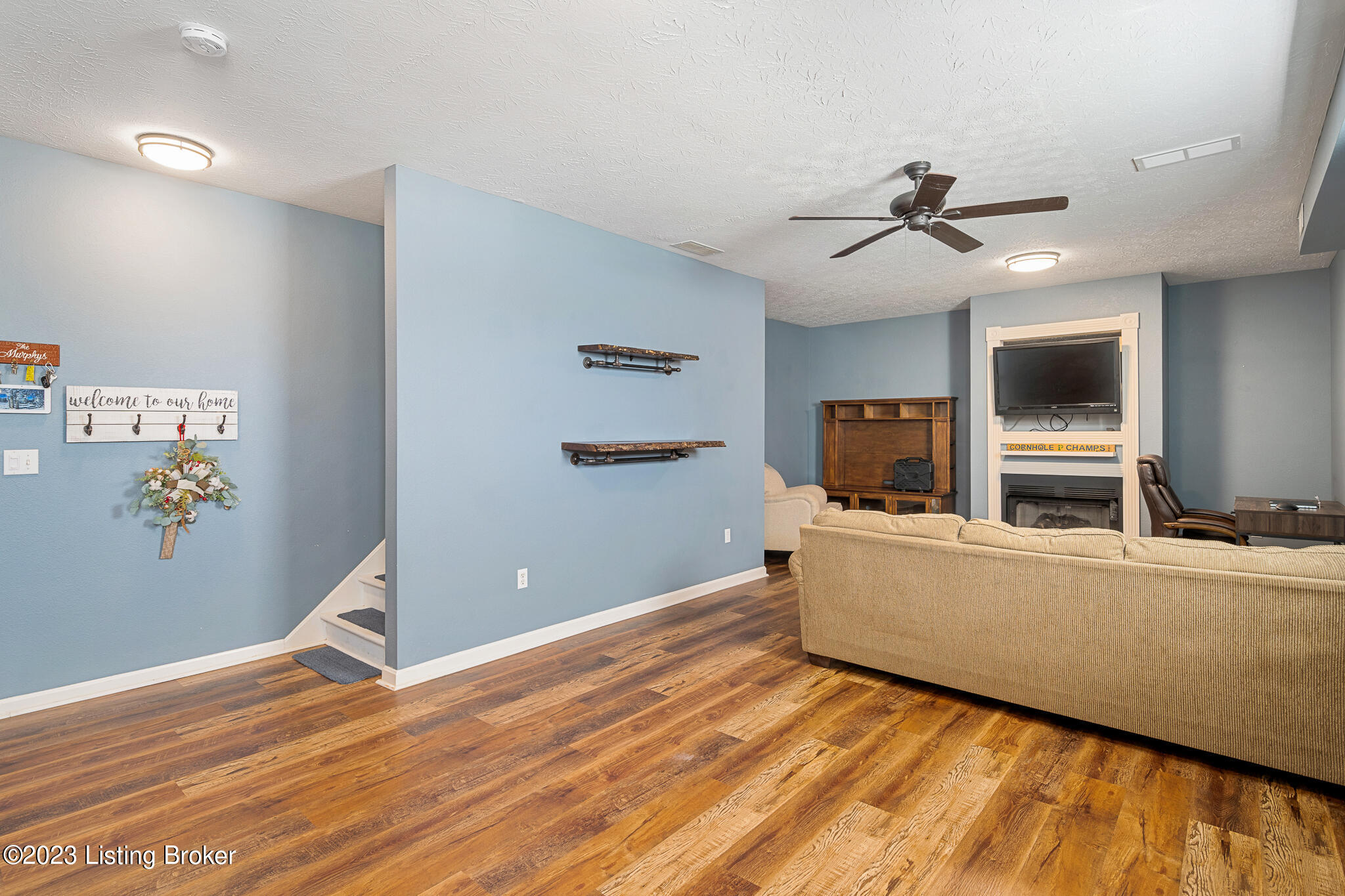 2031 Hearthside Cir