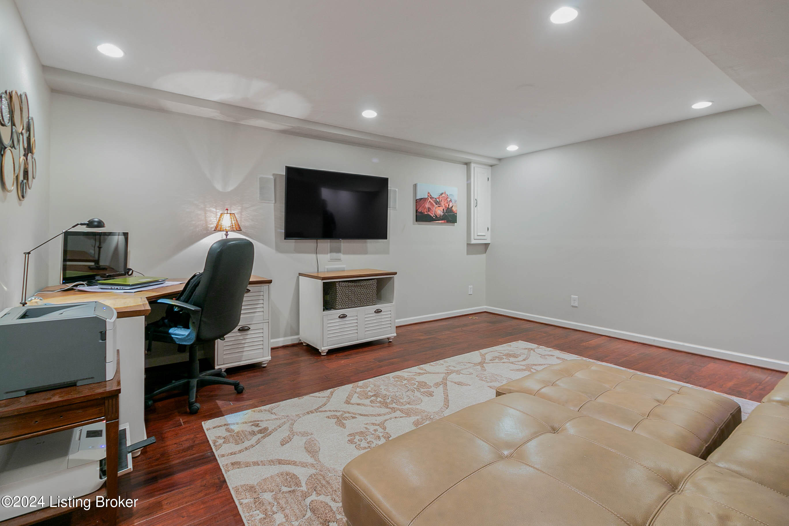 9224 Featherbell Blvd