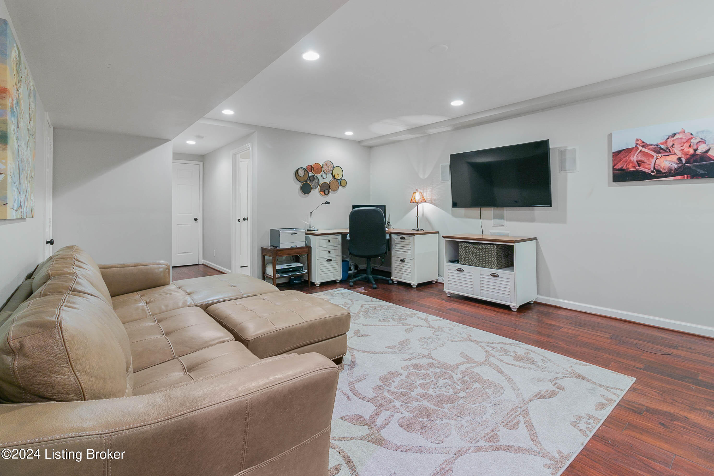 9224 Featherbell Blvd