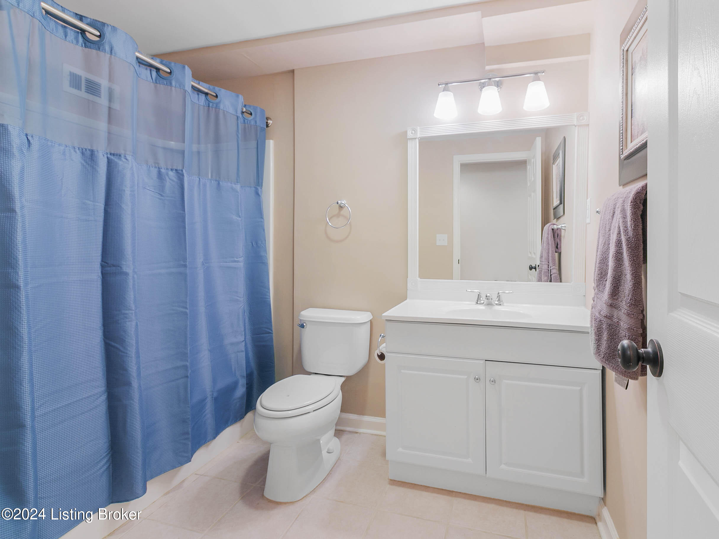 9224 Featherbell Blvd