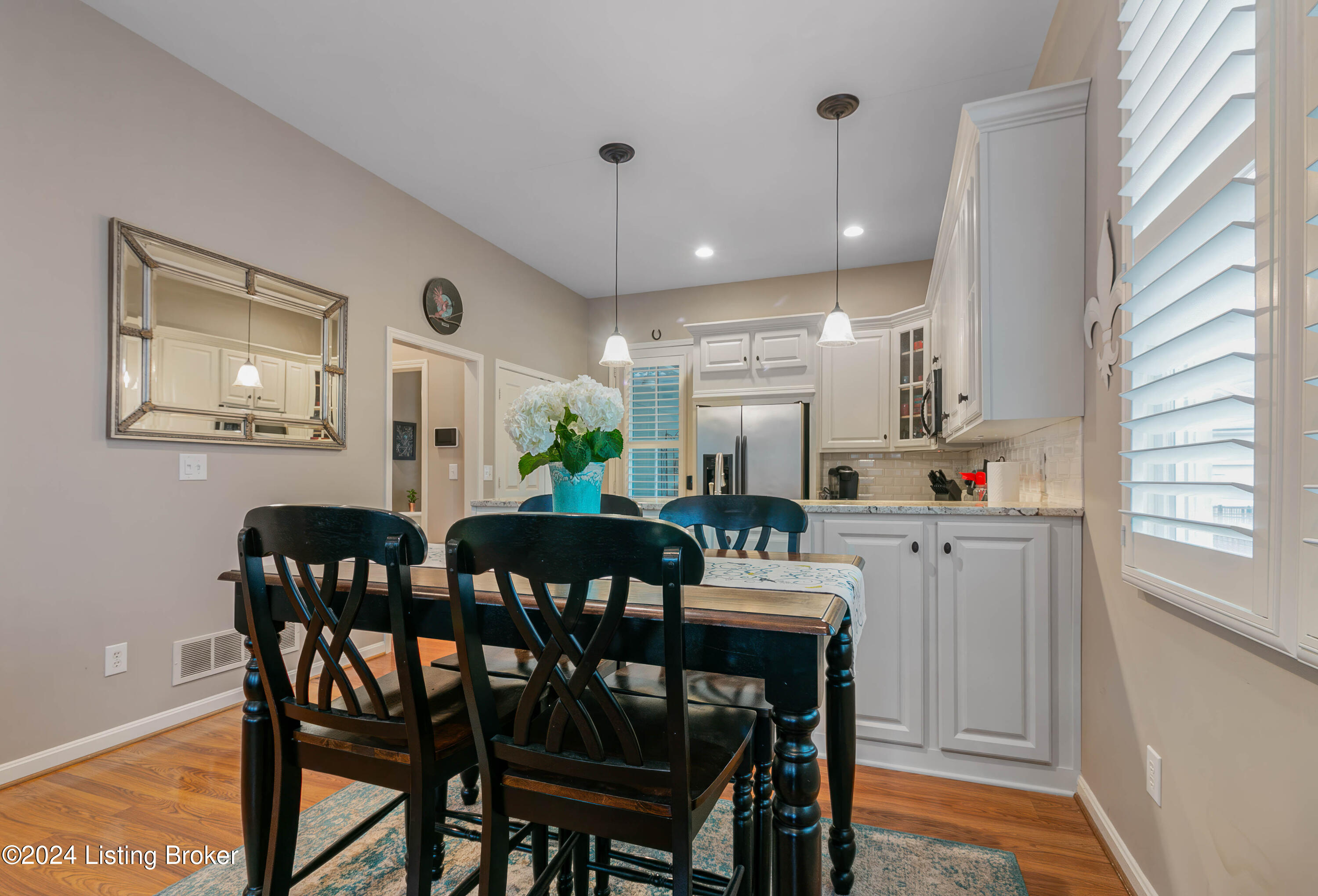 9224 Featherbell Blvd