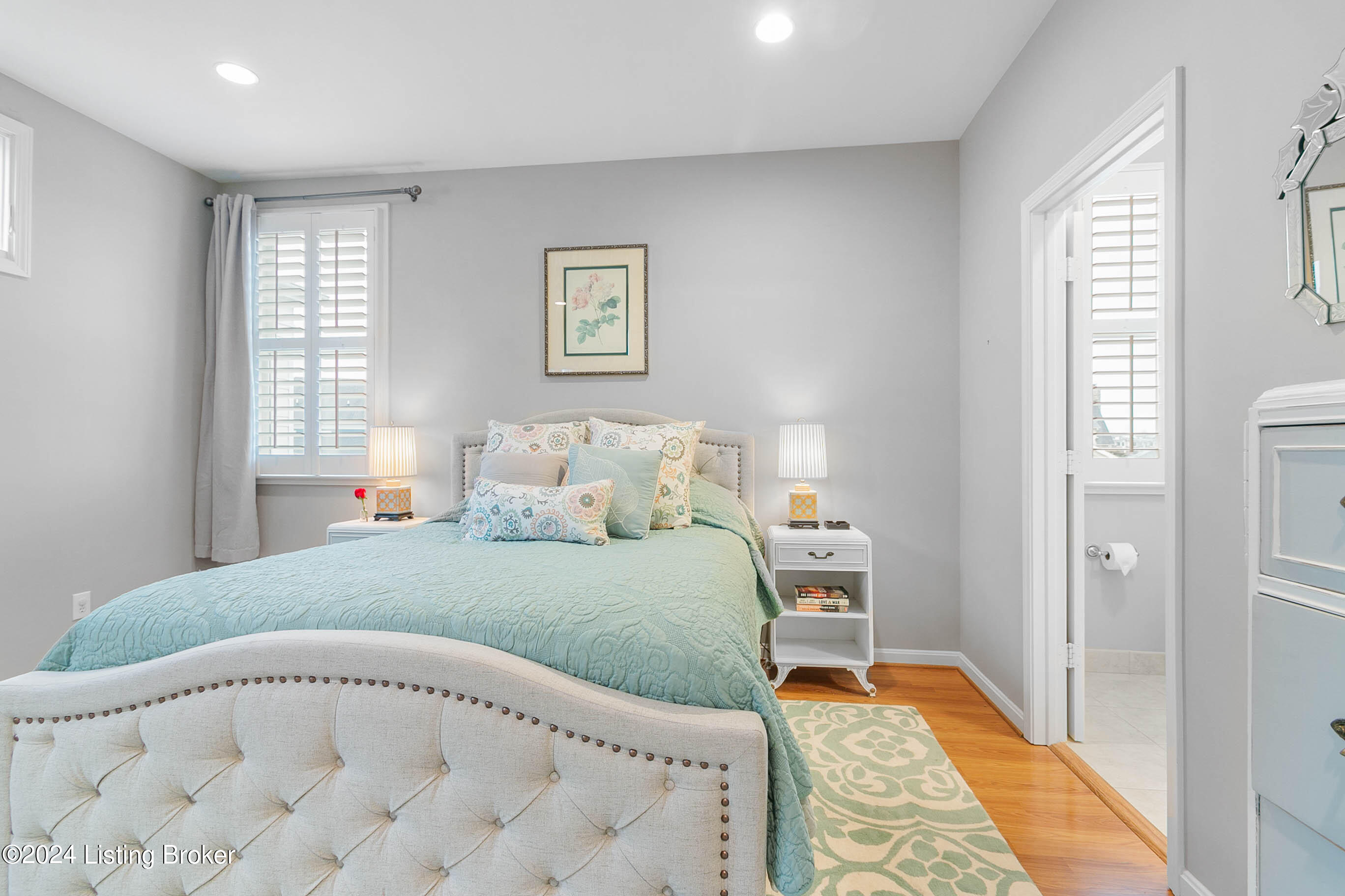 9224 Featherbell Blvd