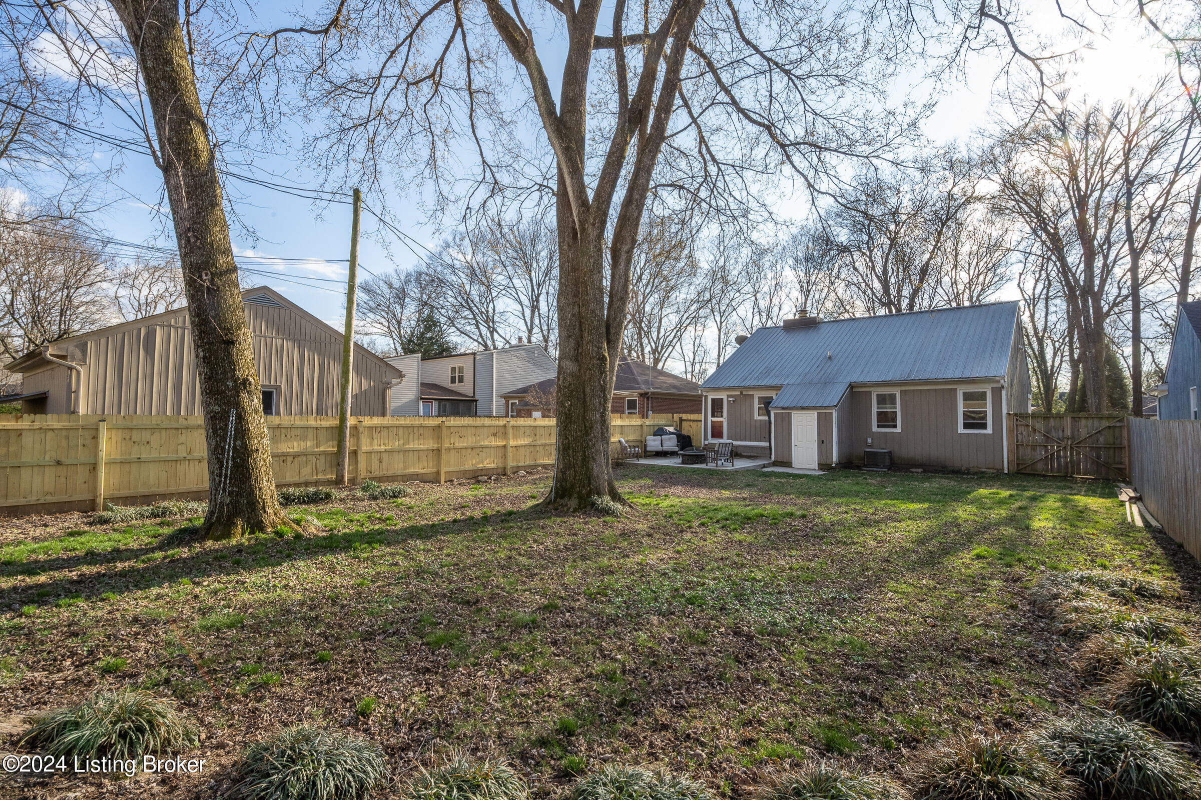 823 Fountain Ave