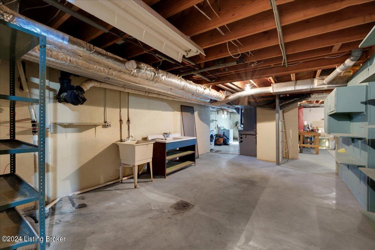 2905 S Winchester Acres Rd