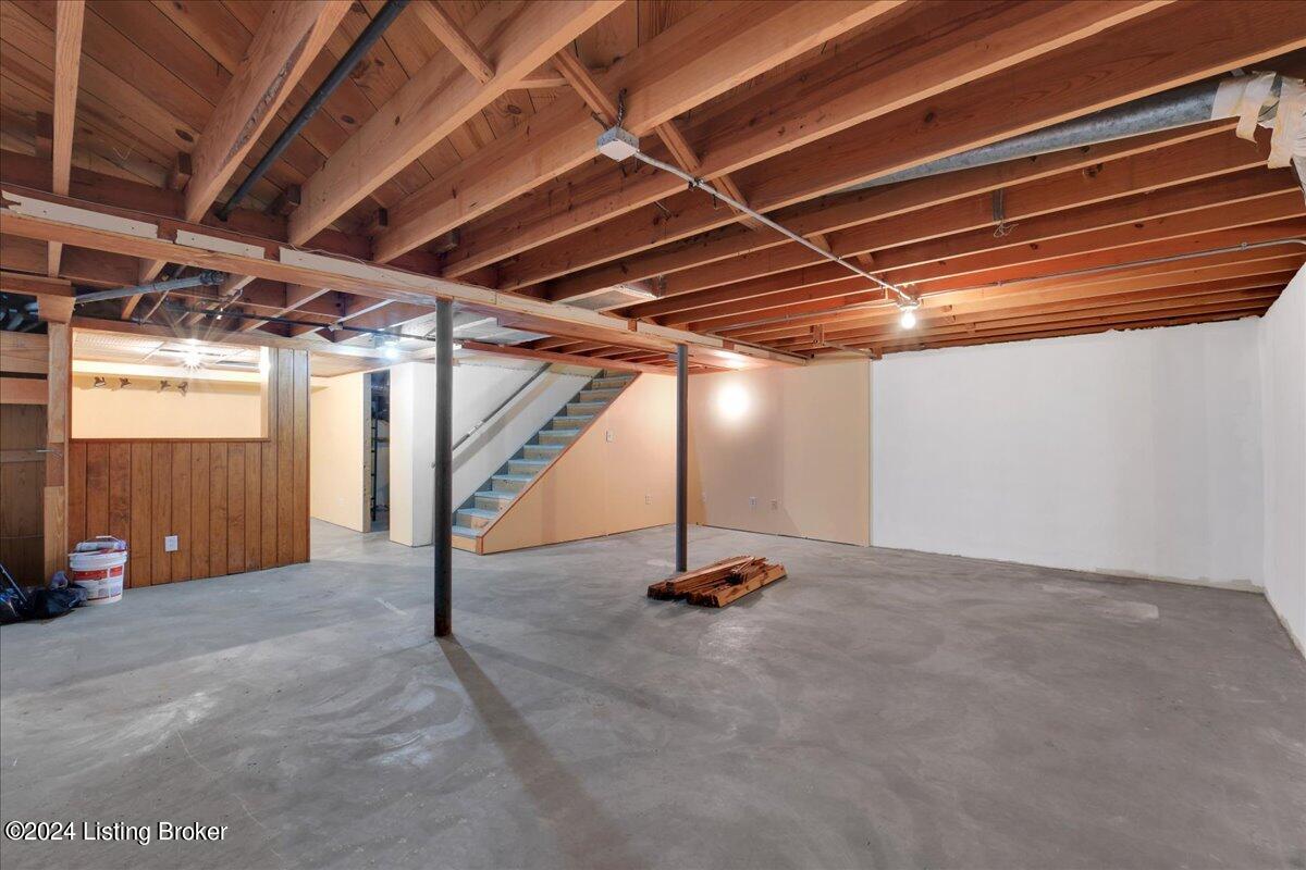 2905 S Winchester Acres Rd