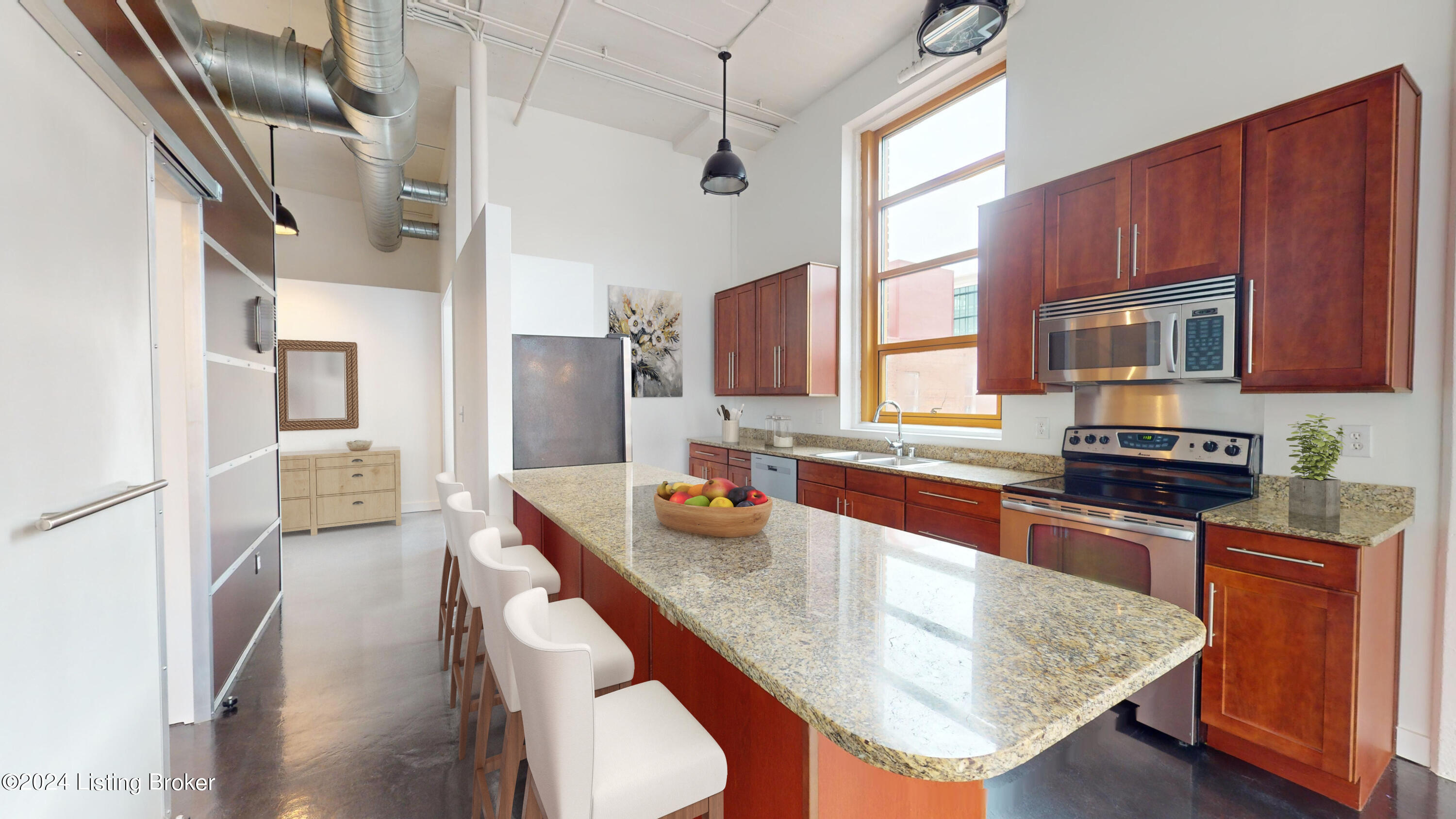 309 E Market St, 404