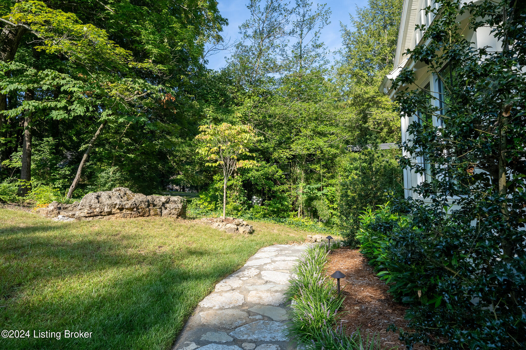 2923 Cliffwynde Trace