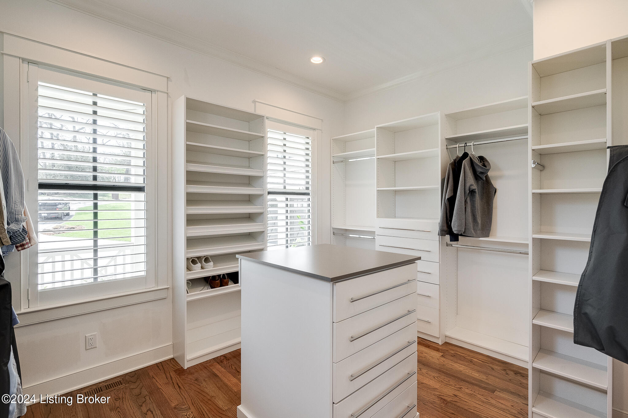 2923 Cliffwynde Trace