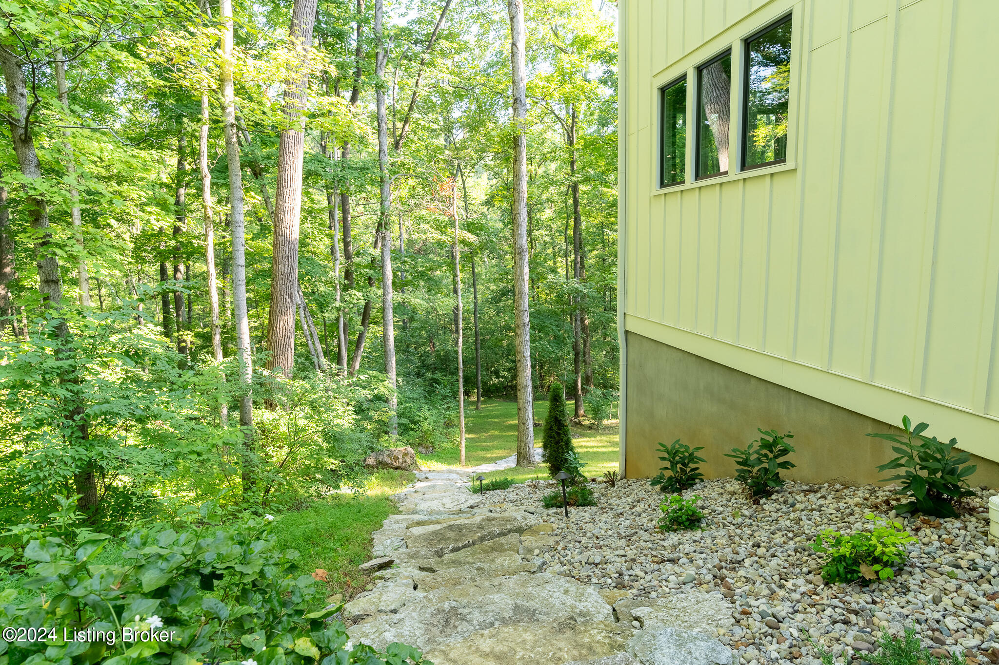 2923 Cliffwynde Trace