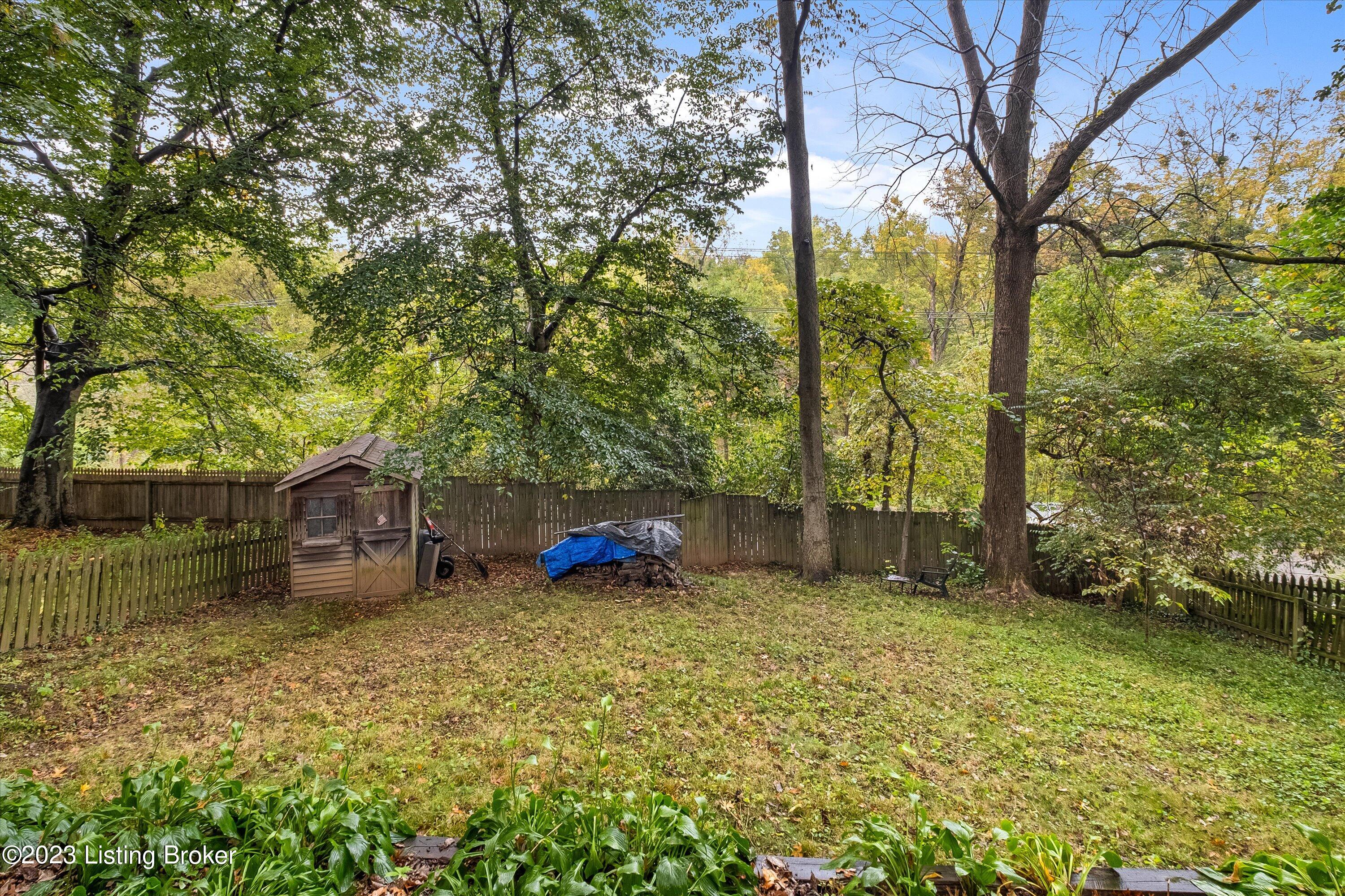 2426 Cross Hill Rd