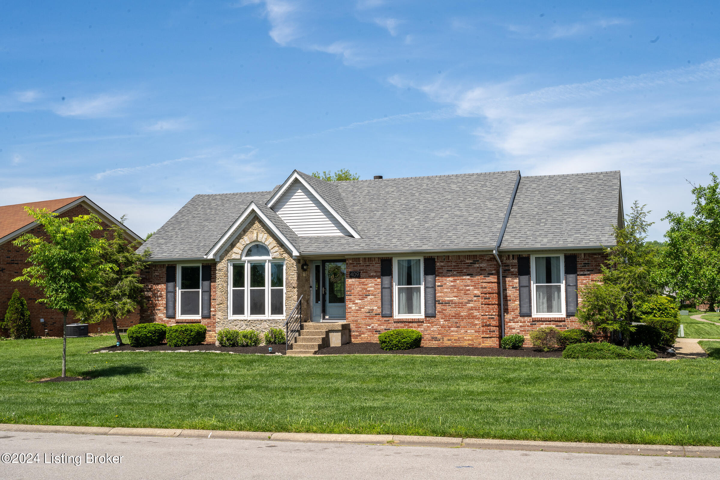 409 Olde Colony Cove