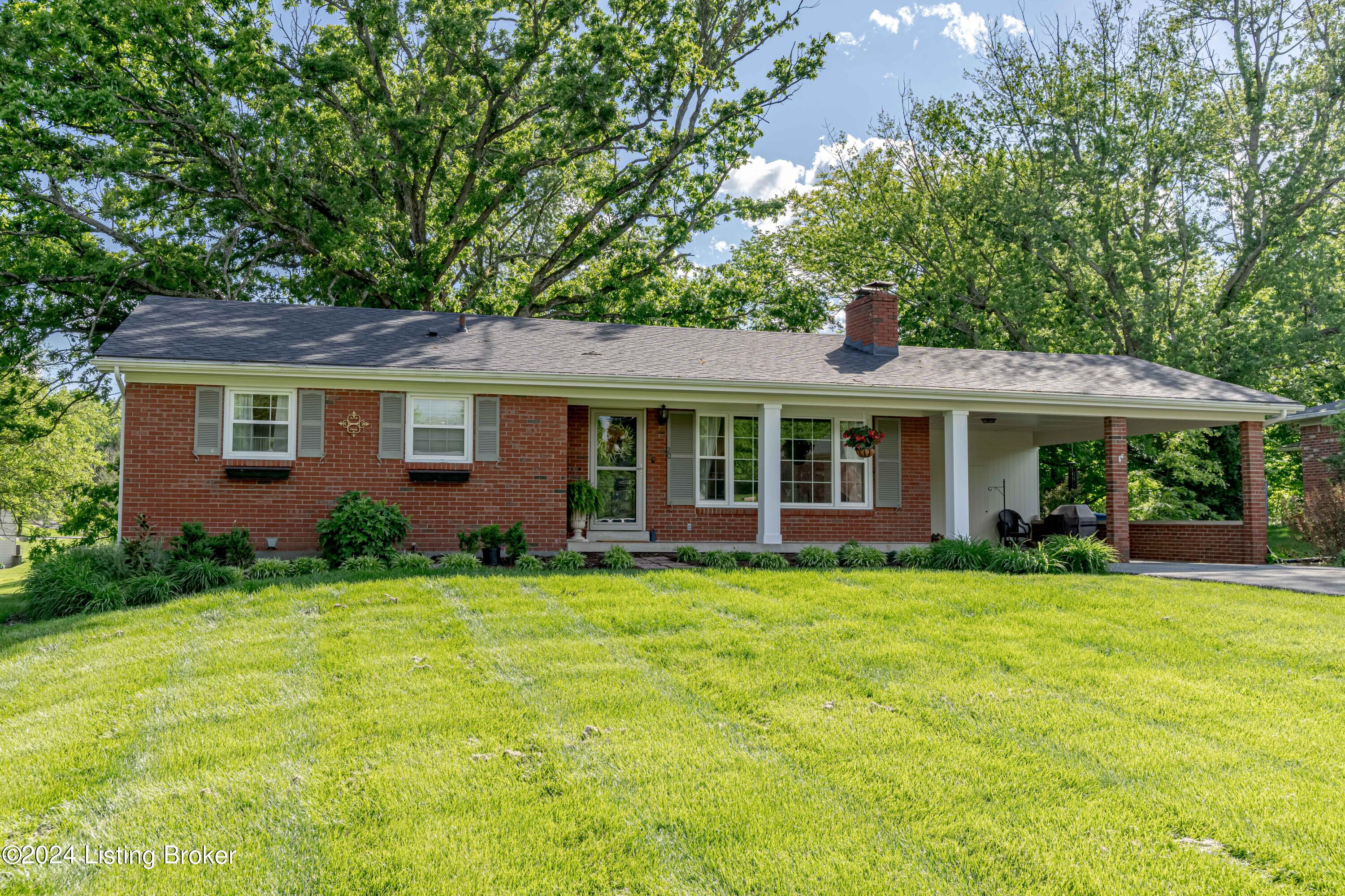 20 Sequoyah Dr