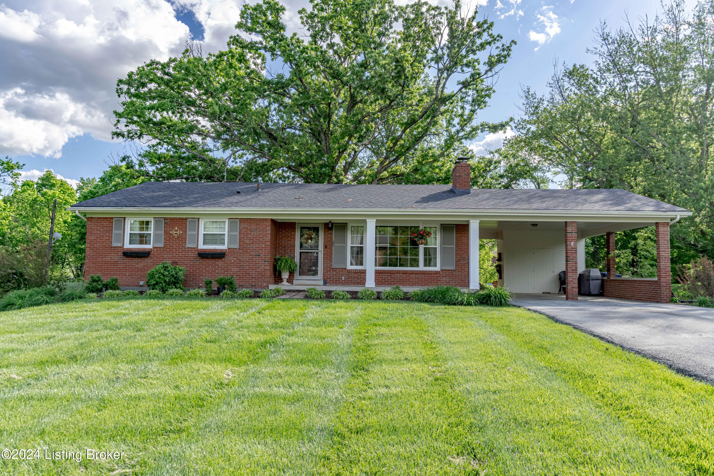 20 Sequoyah Dr