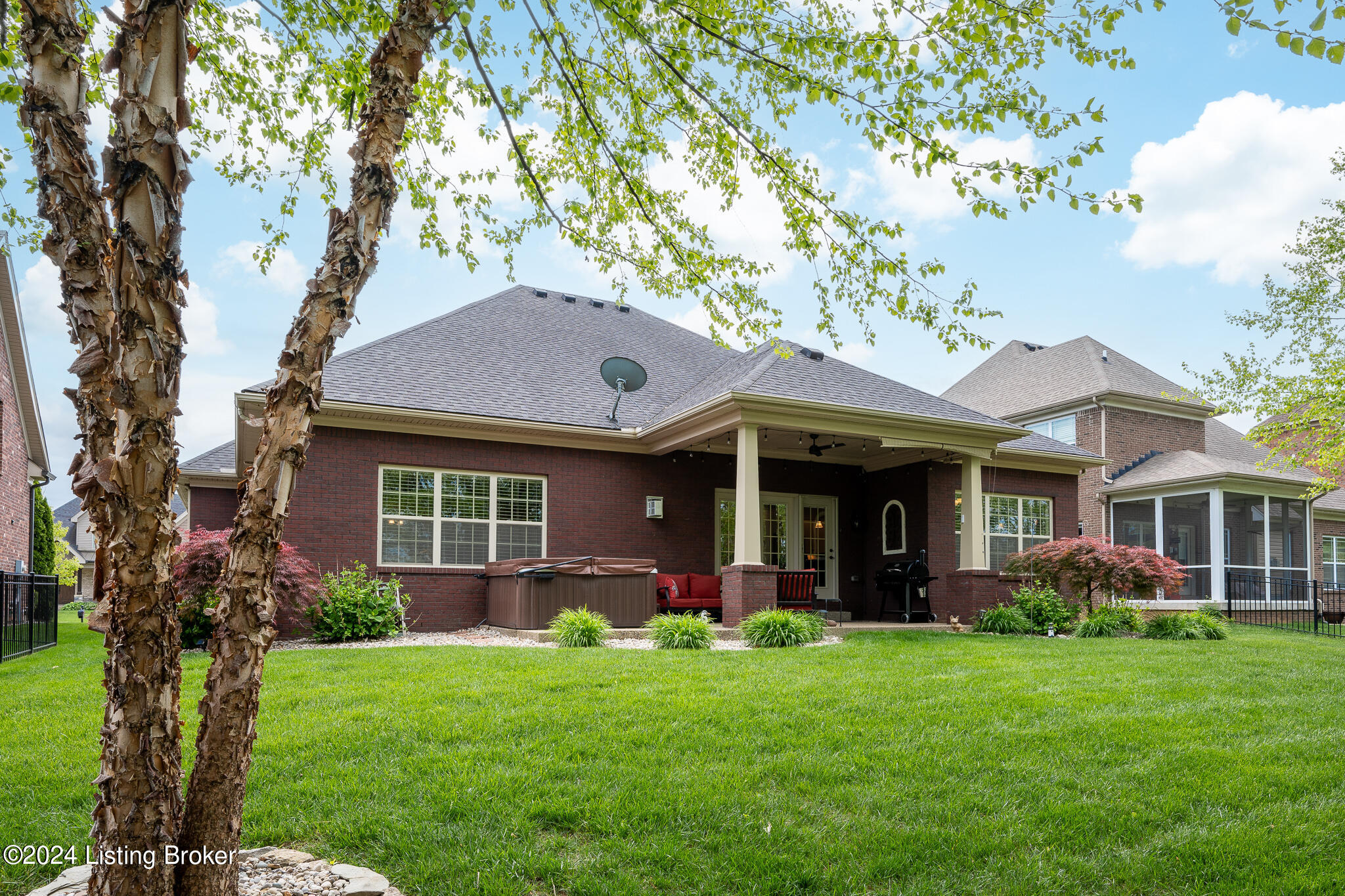 5312 Rock Ridge Dr