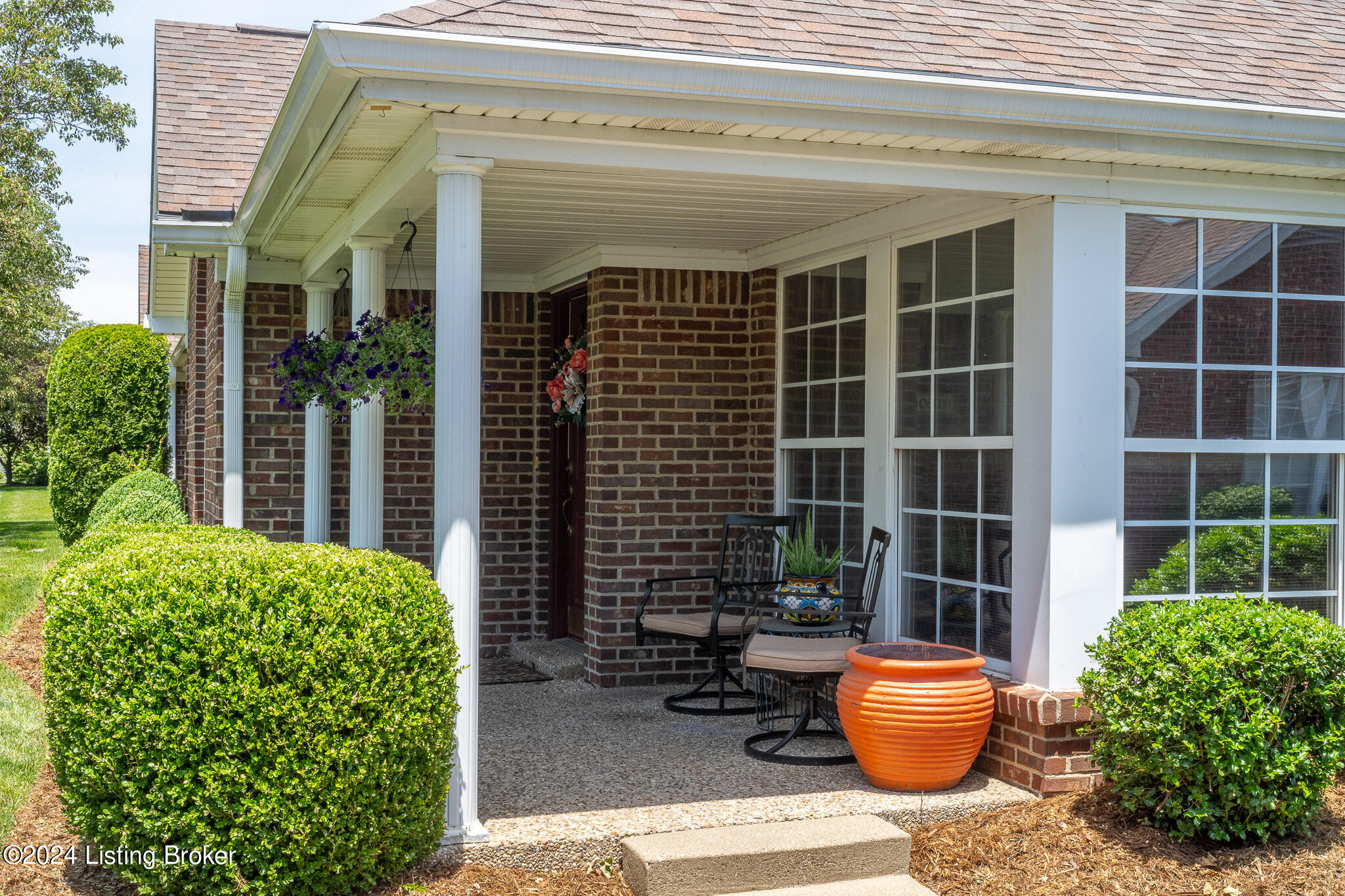 10606 Eagle Pines Ln