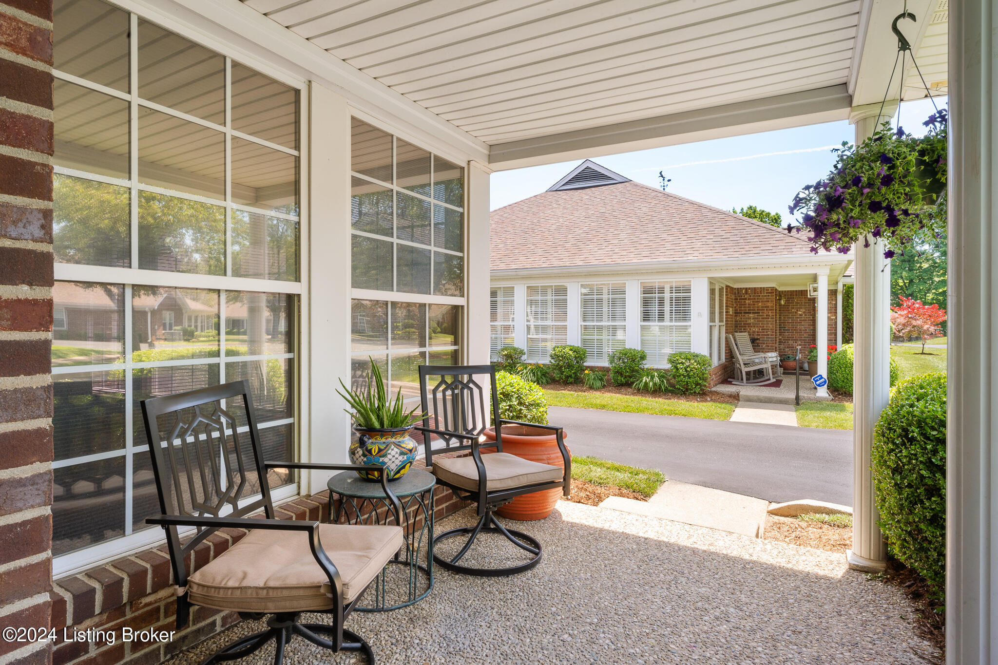 10606 Eagle Pines Ln