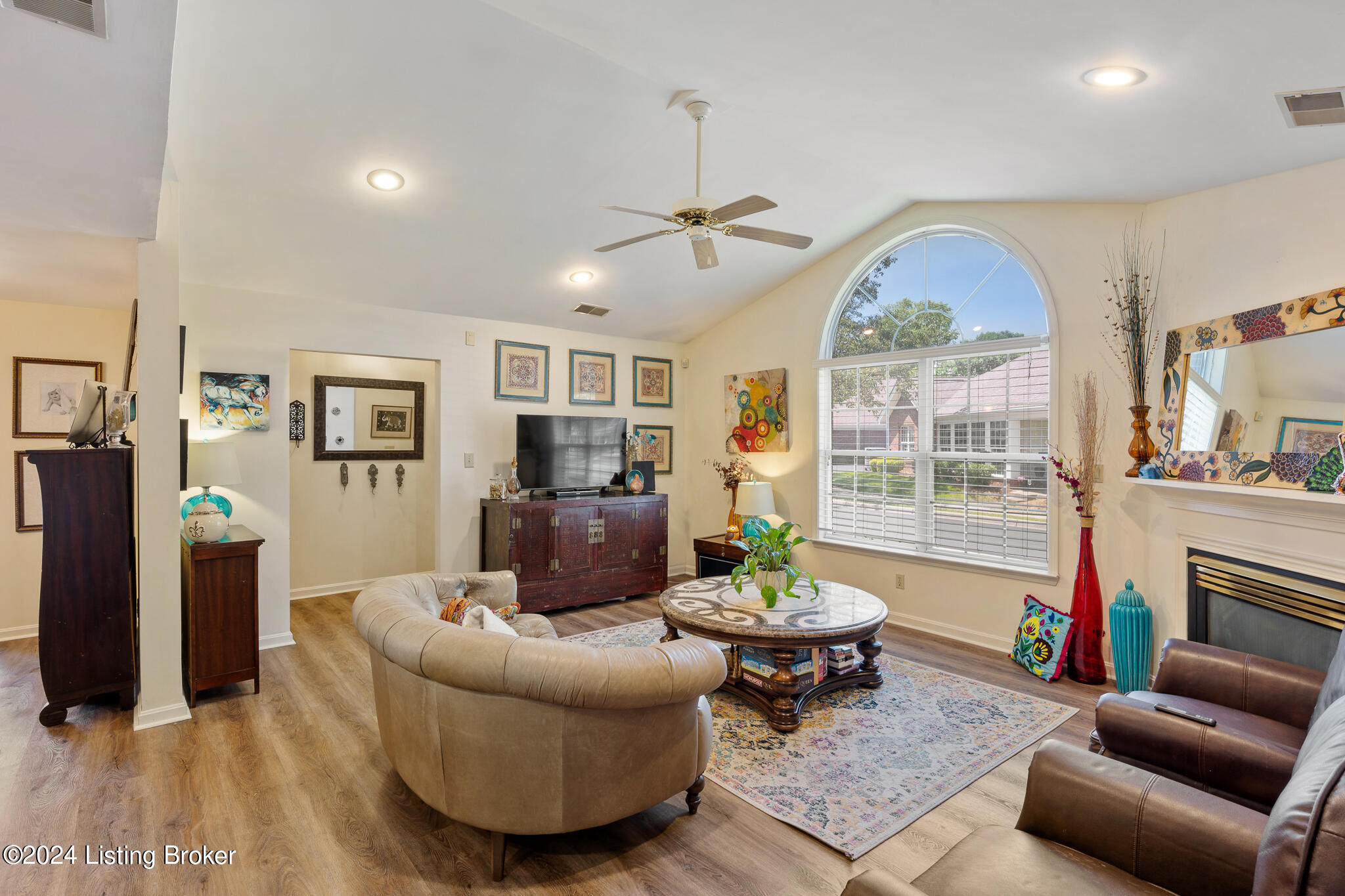 10606 Eagle Pines Ln