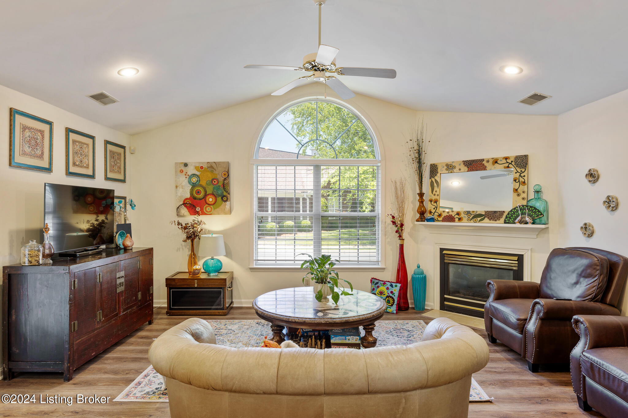 10606 Eagle Pines Ln