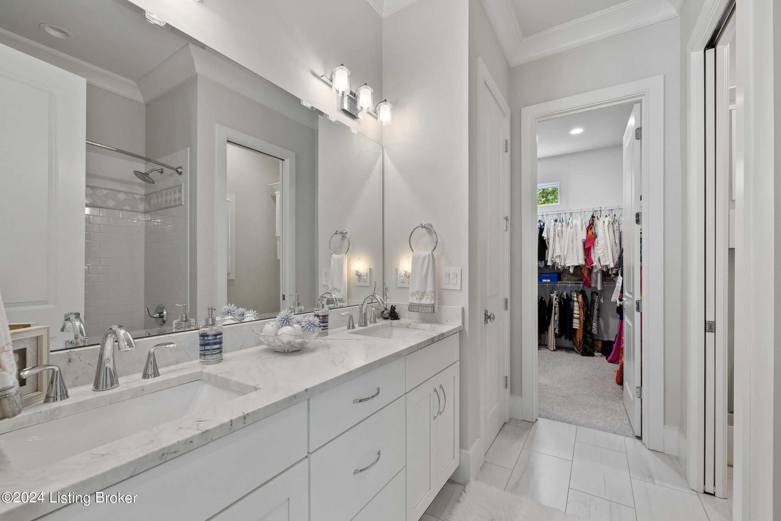 4107 Sanctuary Bluff Ln