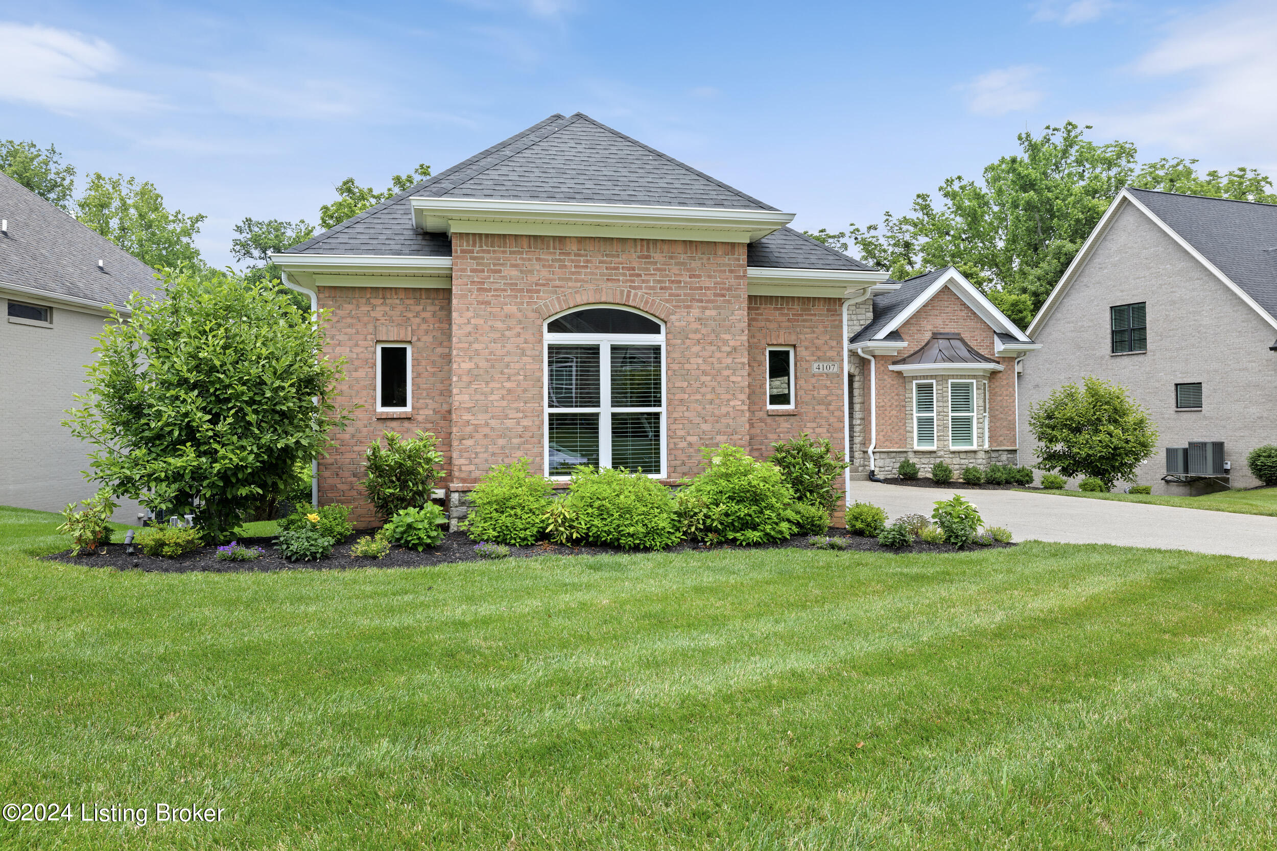 4107 Sanctuary Bluff Ln