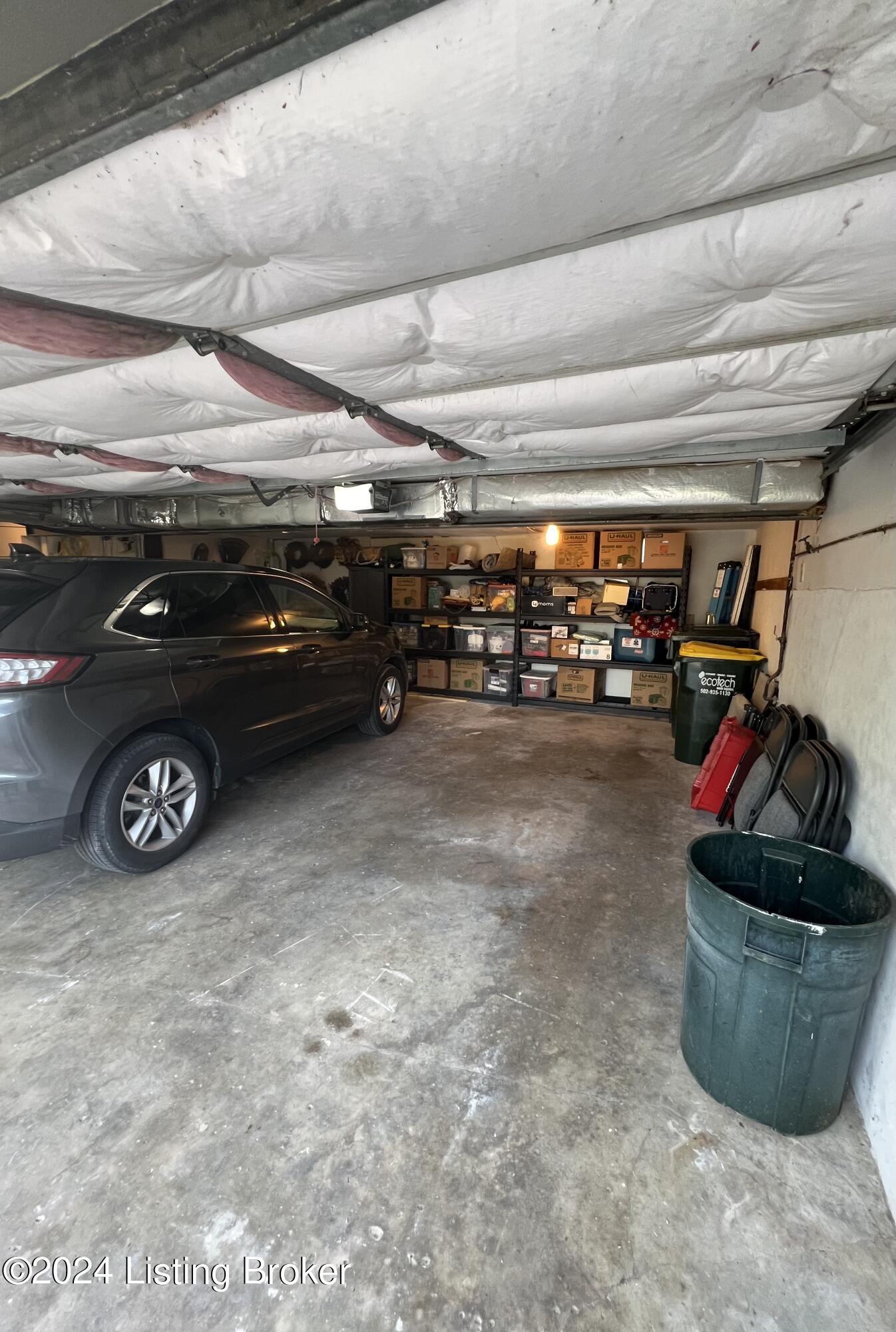 3109 Carriage Hill Dr