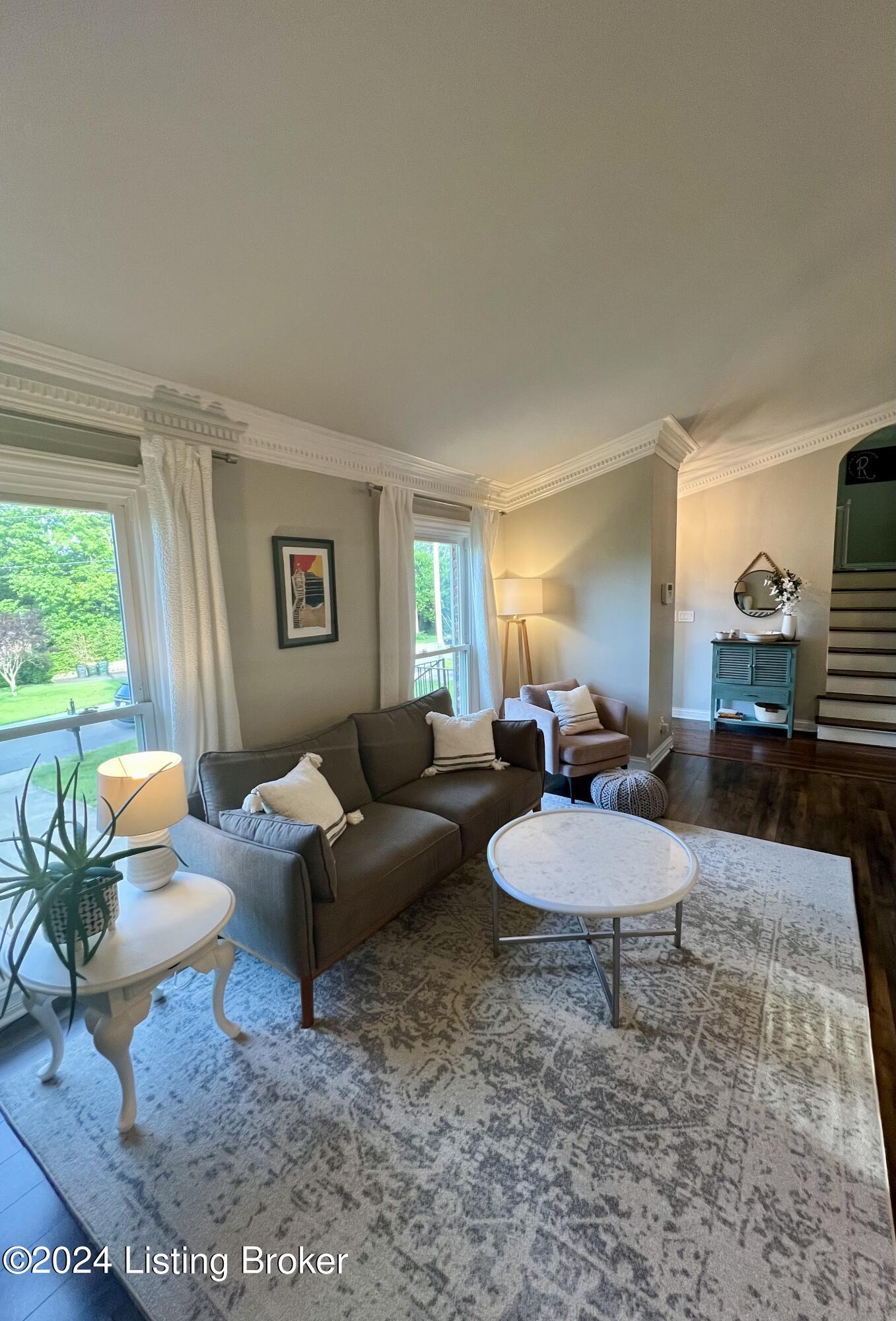 3109 Carriage Hill Dr