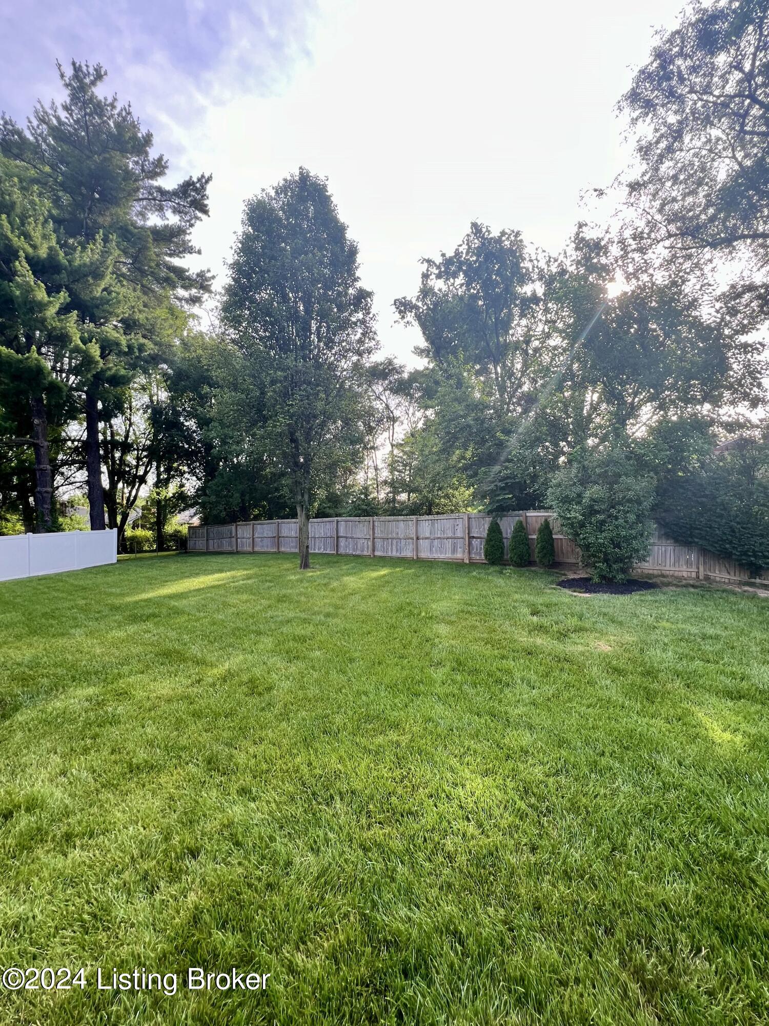 3109 Carriage Hill Dr