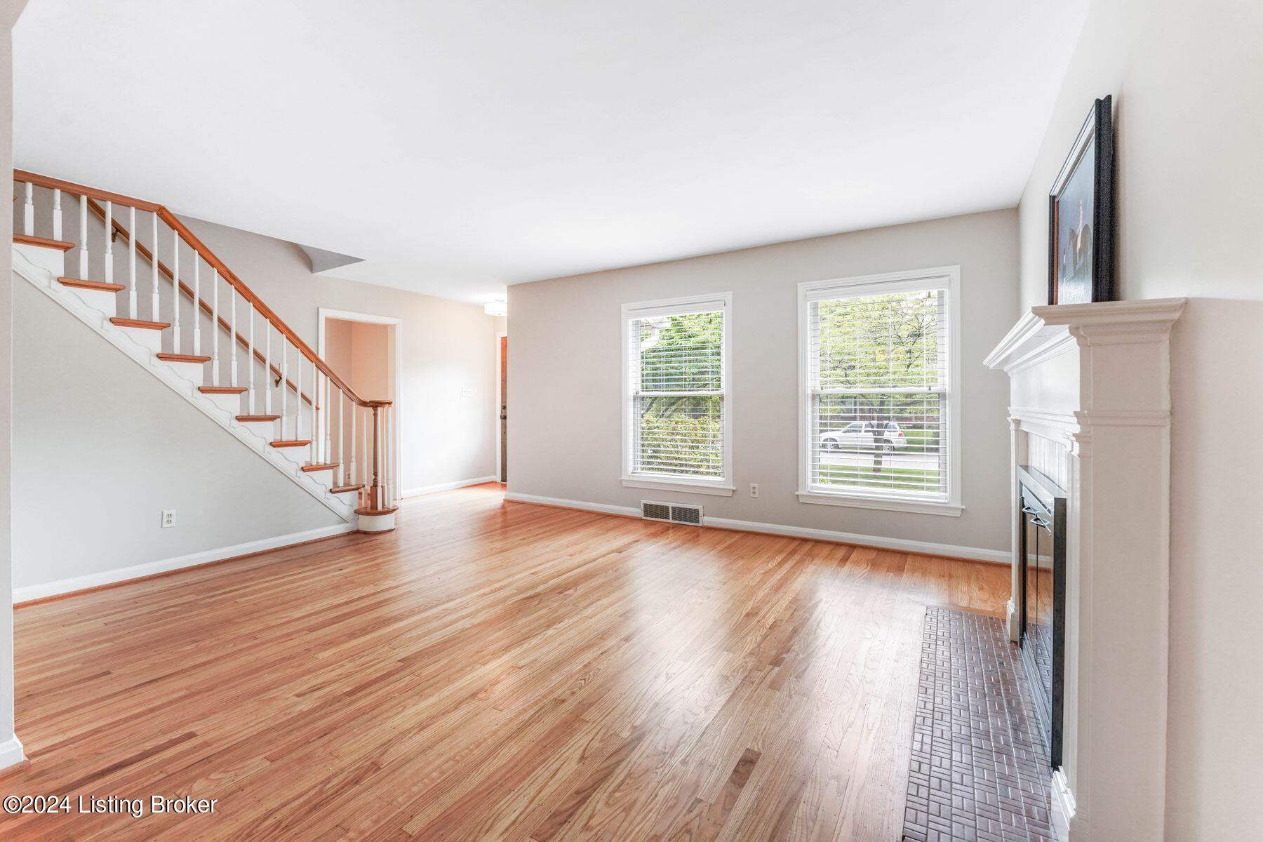 208 Marshall Dr