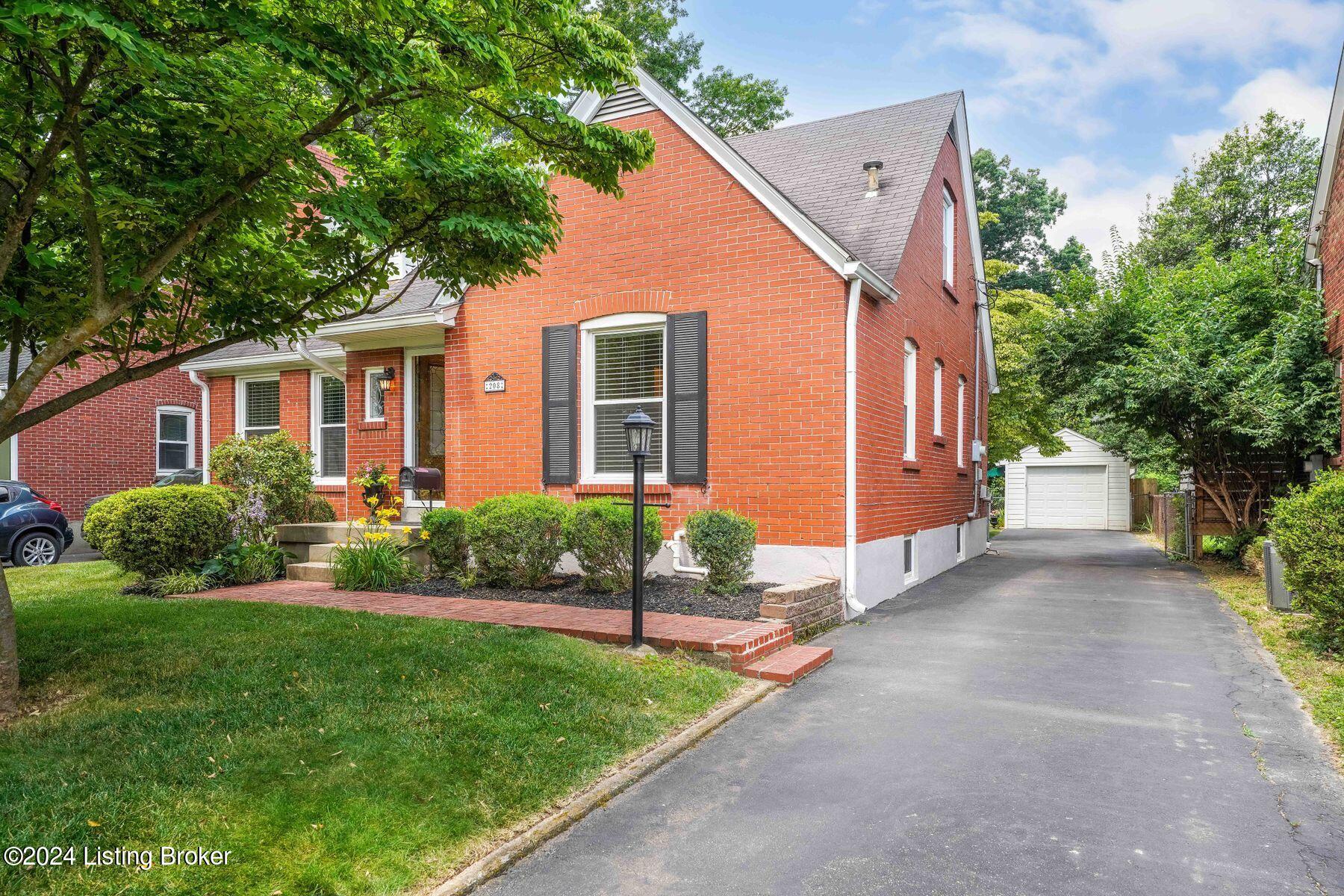 208 Marshall Dr
