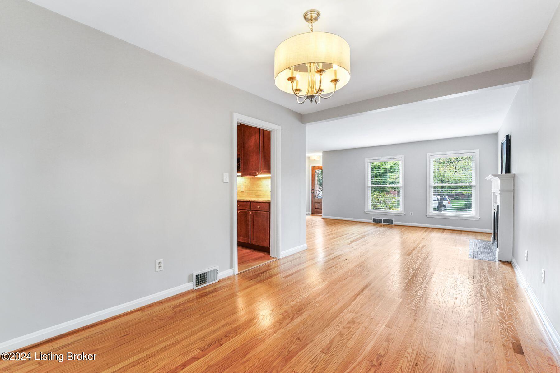 208 Marshall Dr