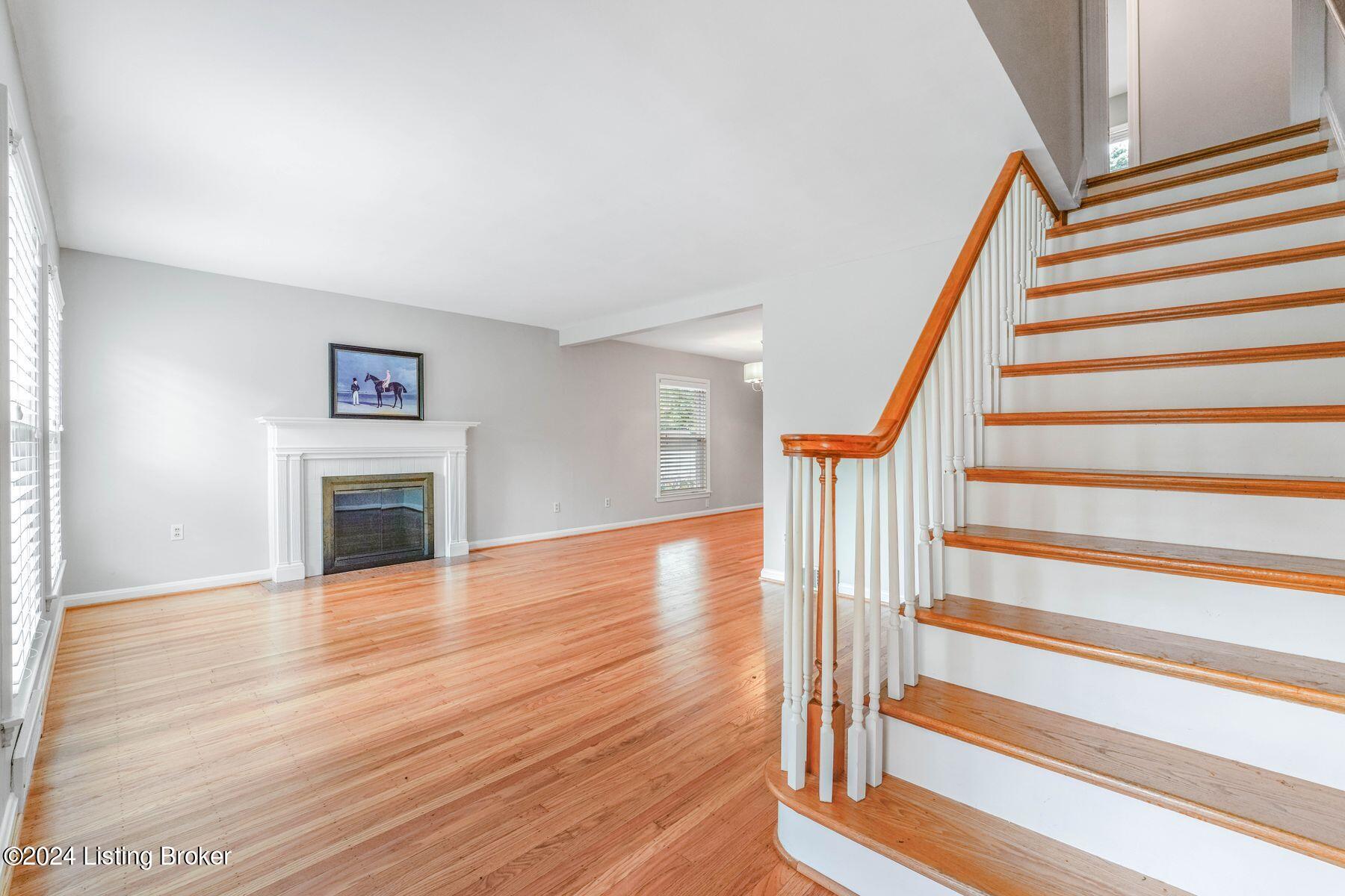 208 Marshall Dr