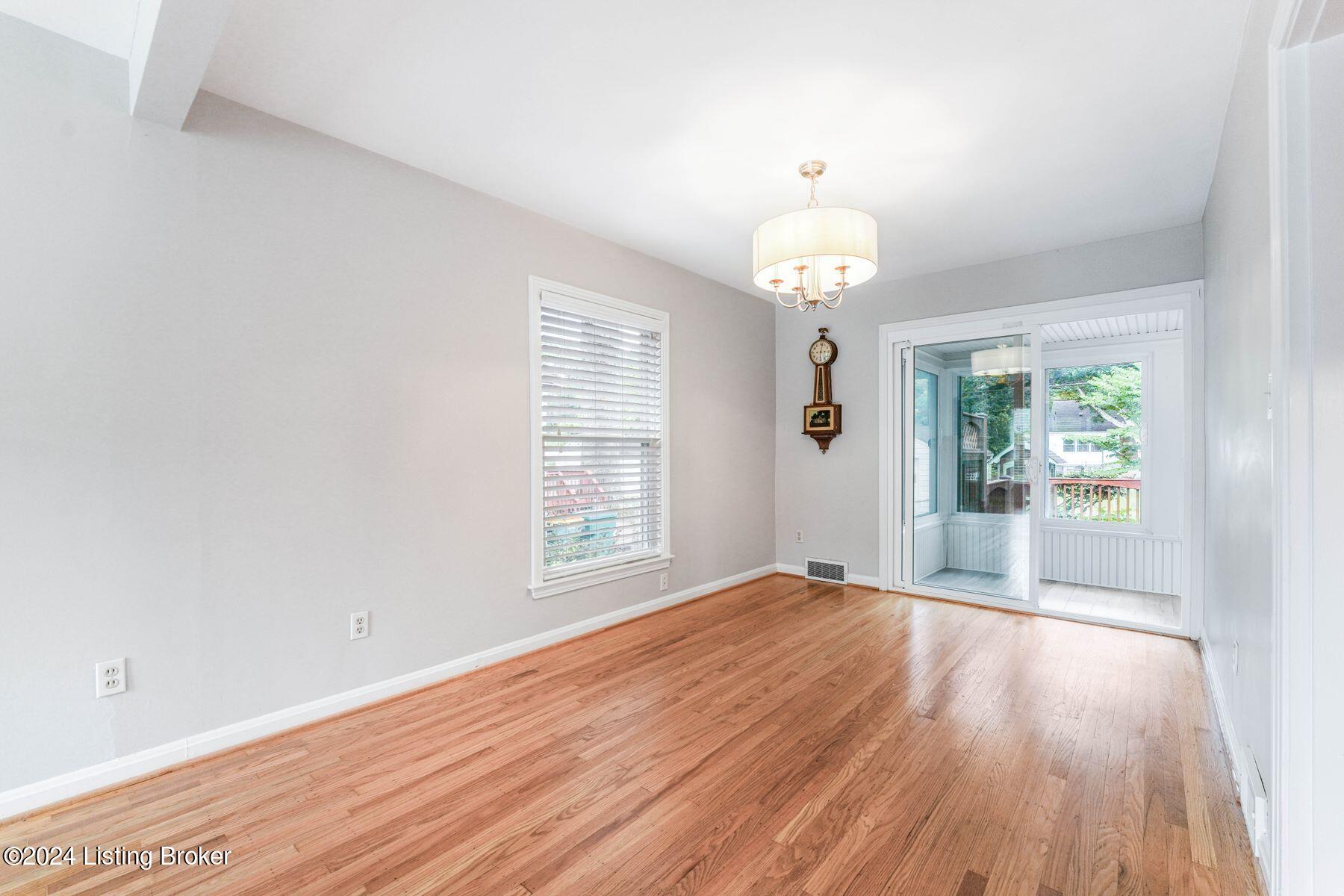 208 Marshall Dr