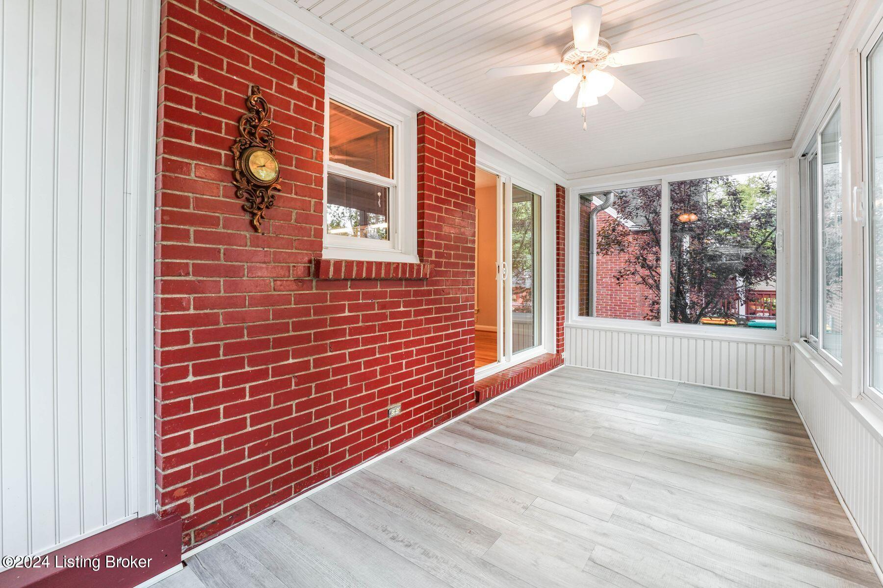 208 Marshall Dr