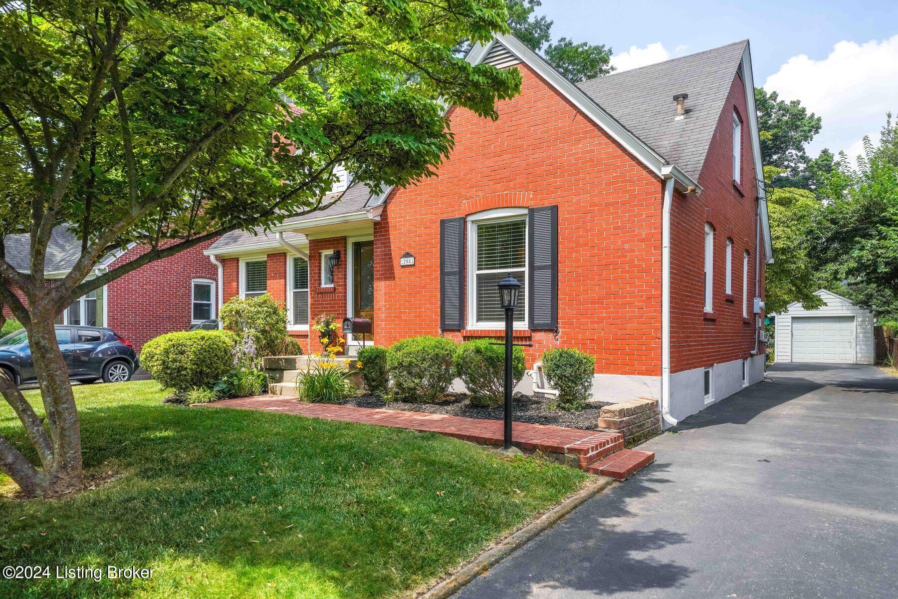208 Marshall Dr
