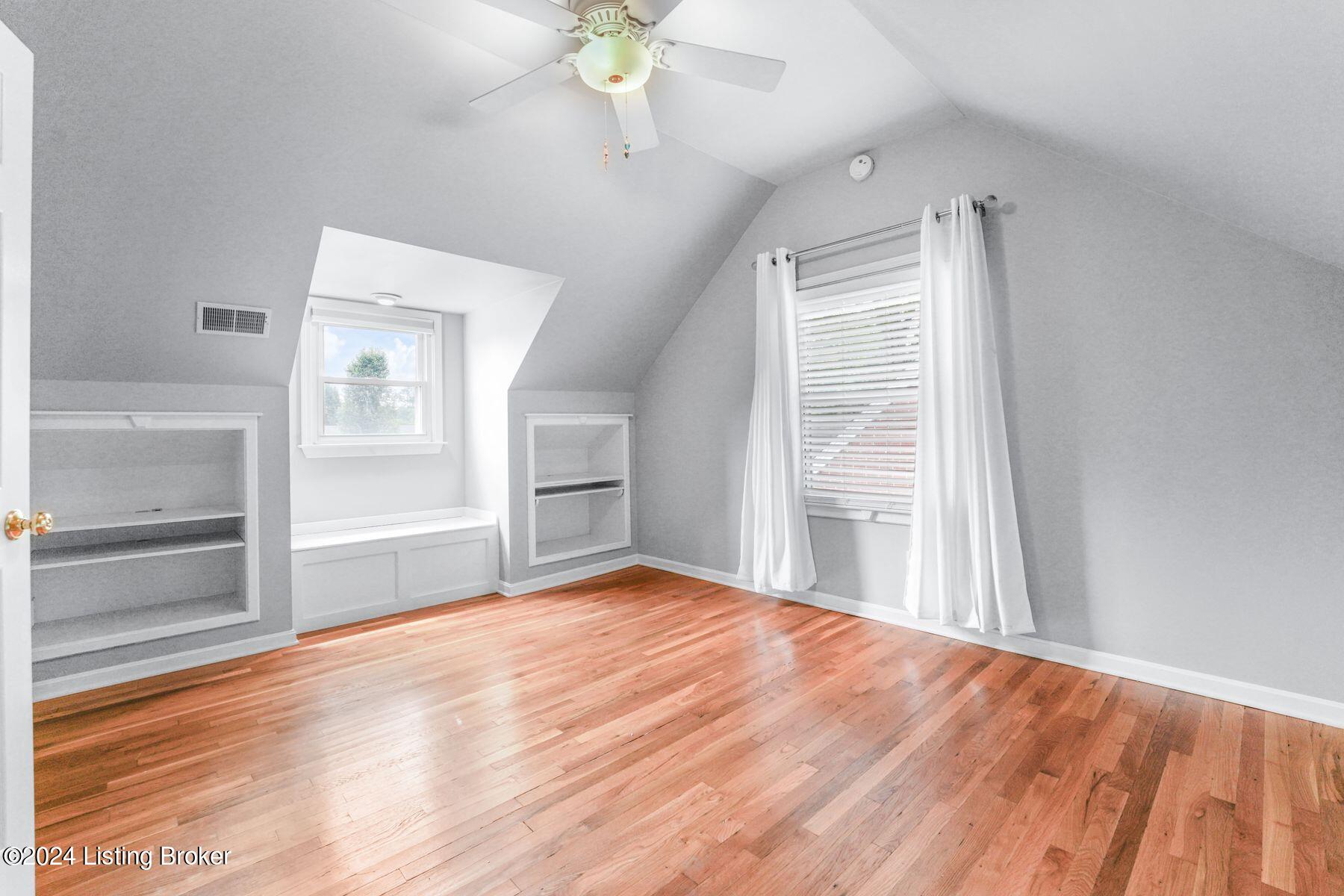 208 Marshall Dr
