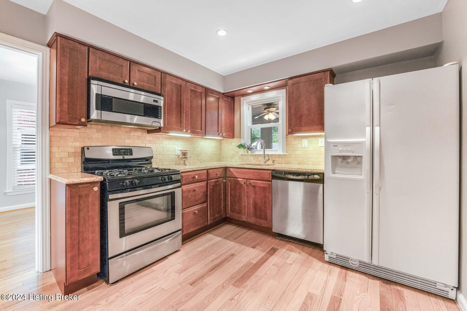 208 Marshall Dr