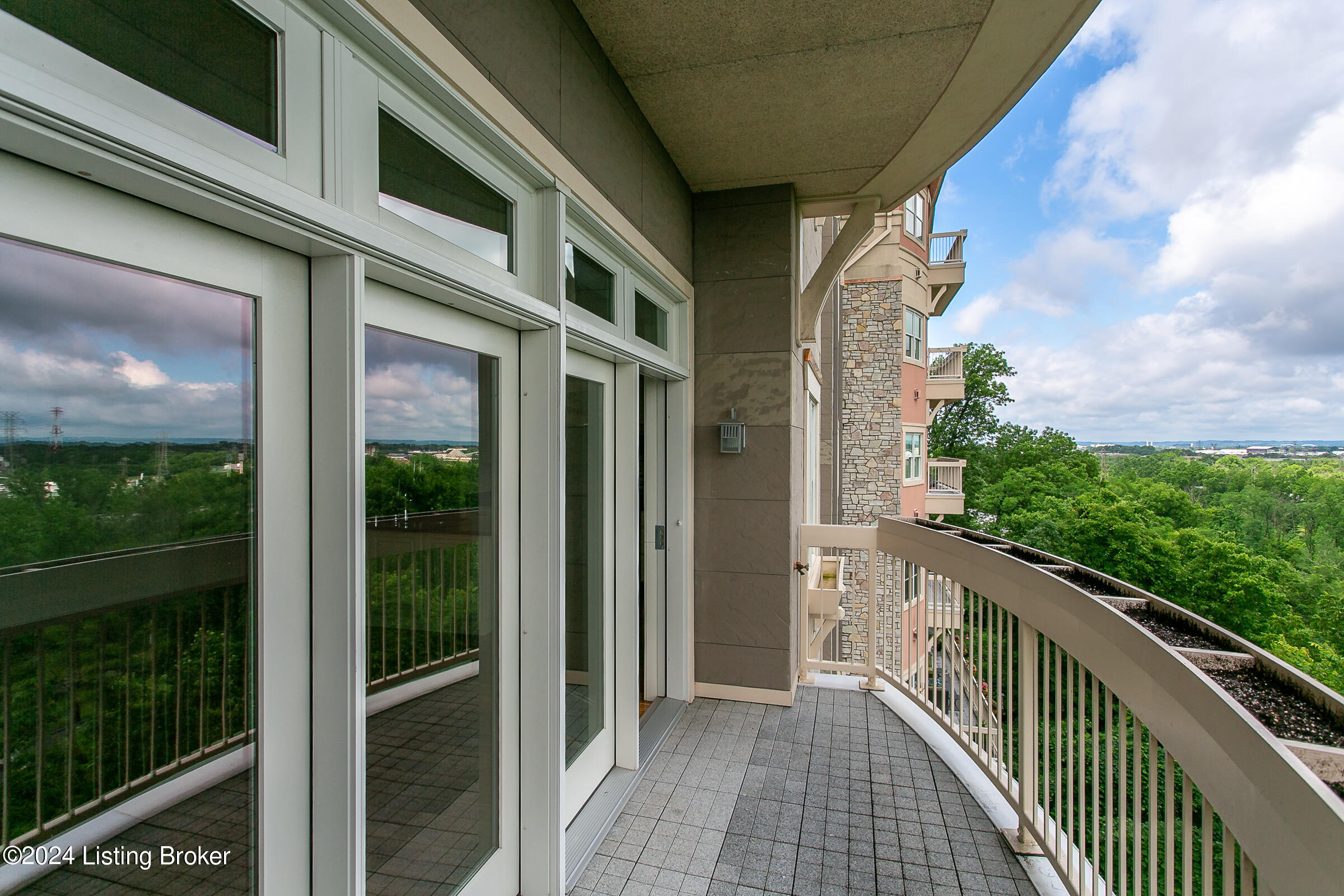 1409 Mockingbird Terrace Dr, 304