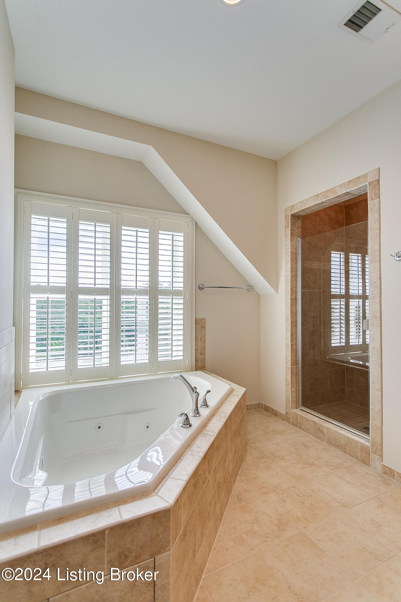 1409 Mockingbird Terrace Dr, 304