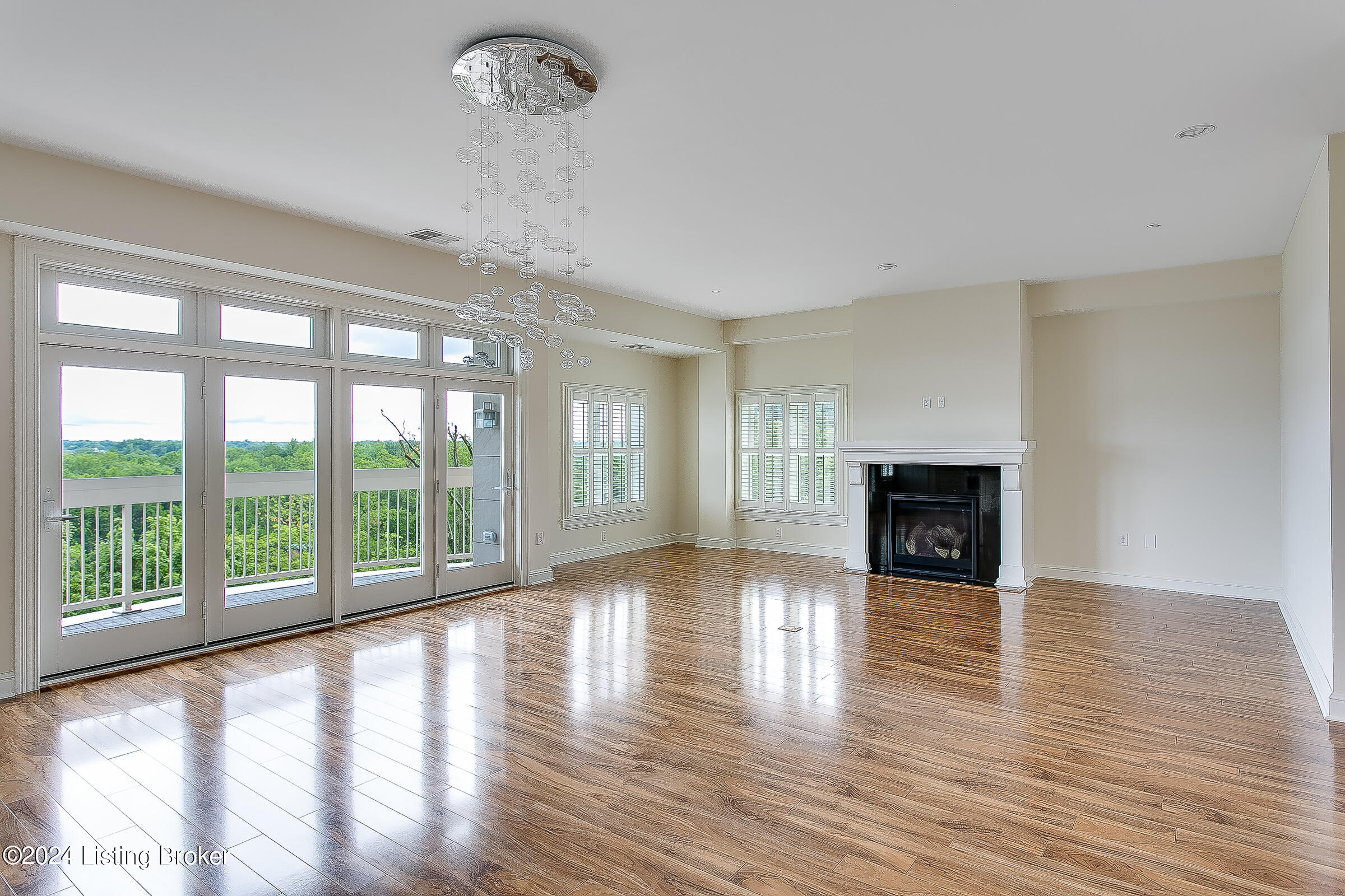 1409 Mockingbird Terrace Dr, 304