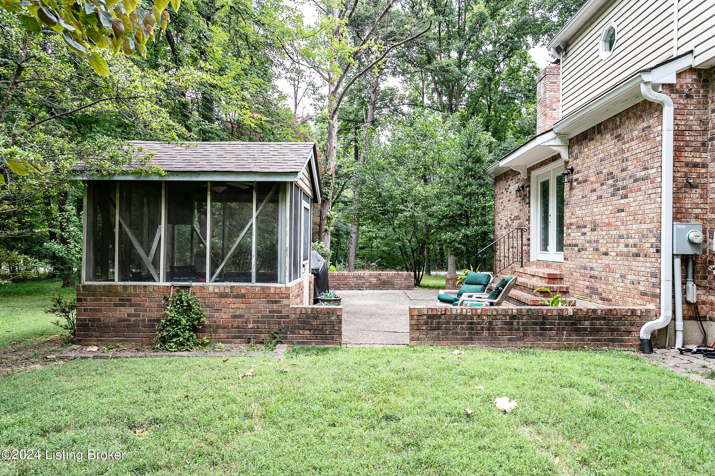 3101 Yorkshire Dr