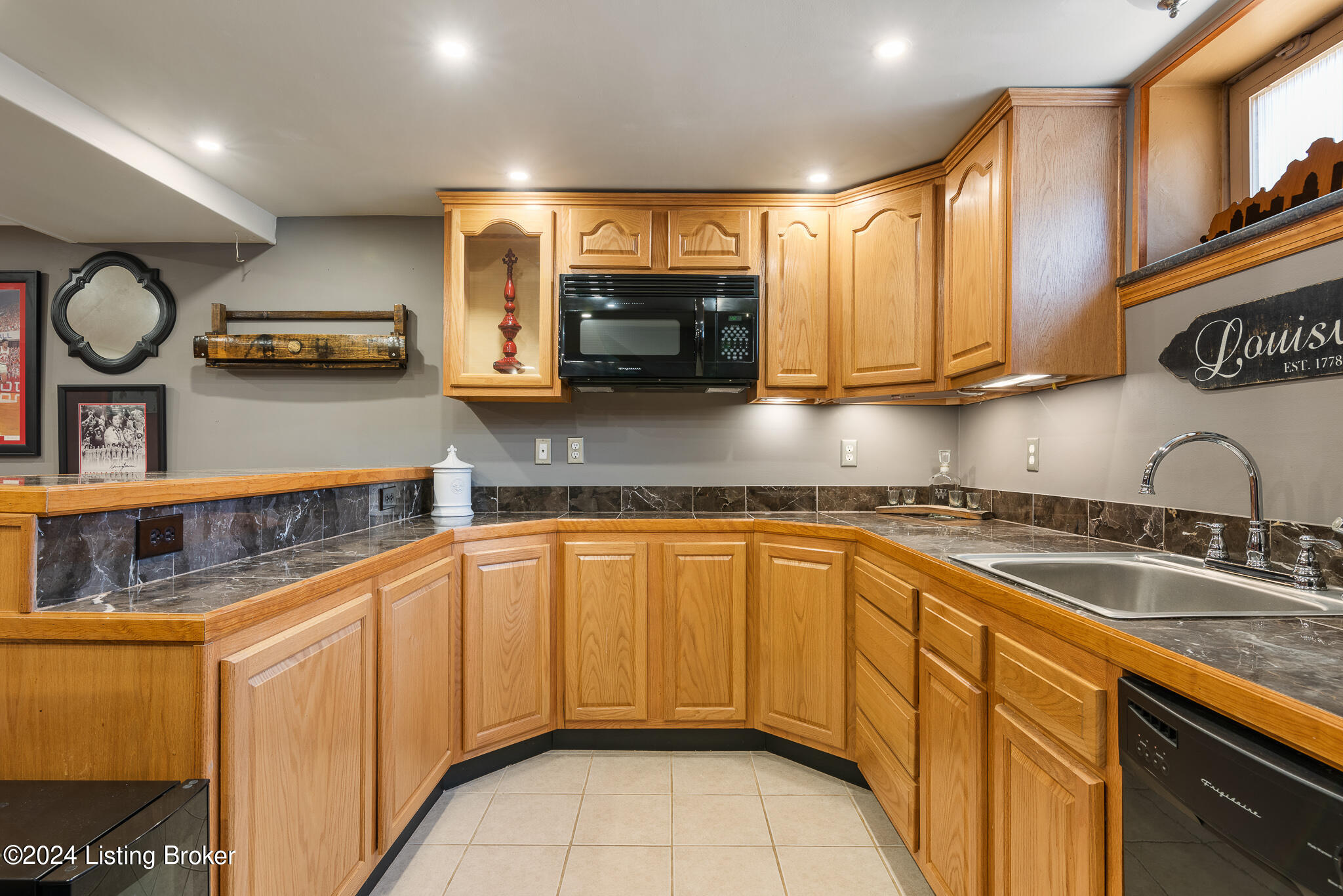 3311 Thrush Rd