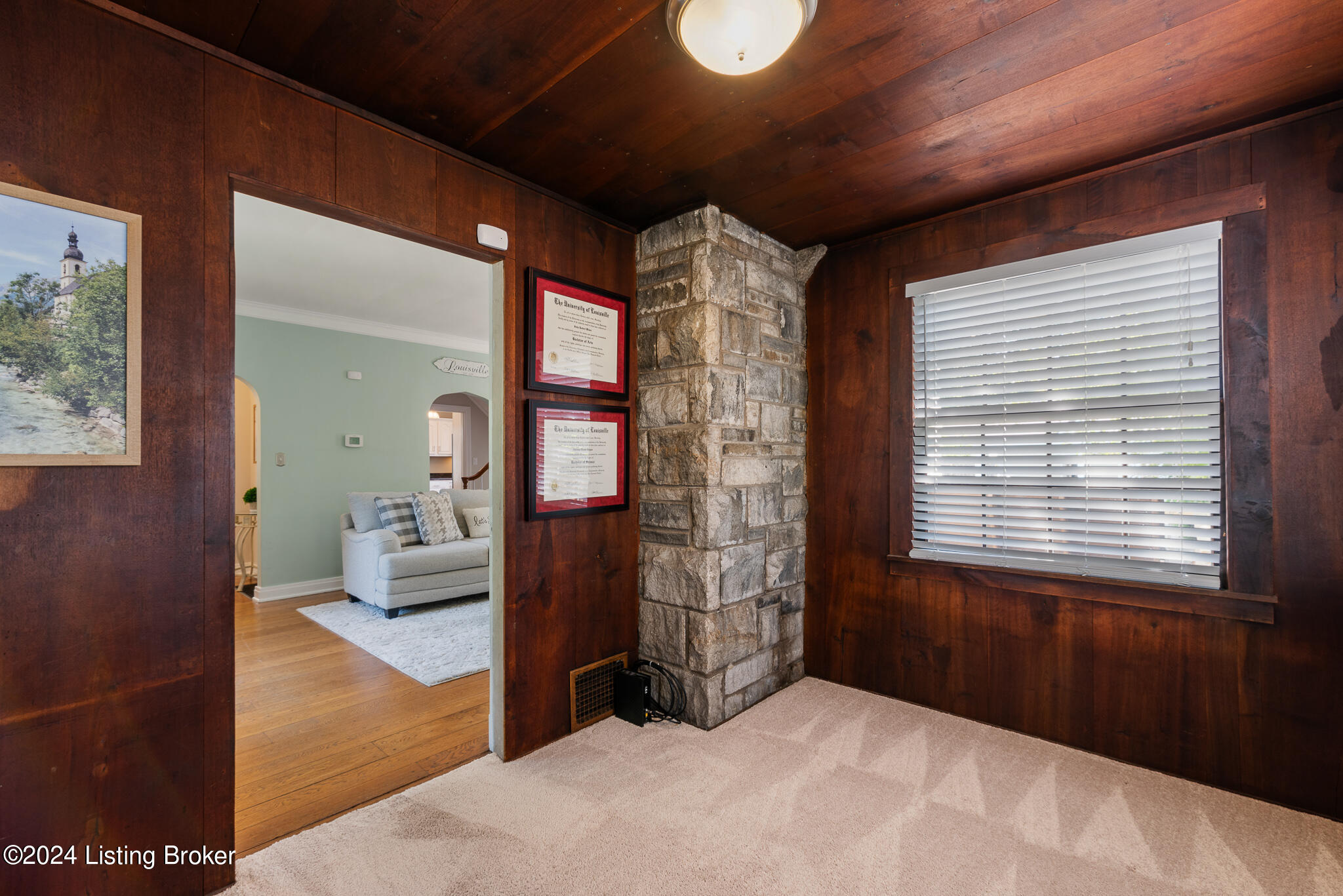 3311 Thrush Rd