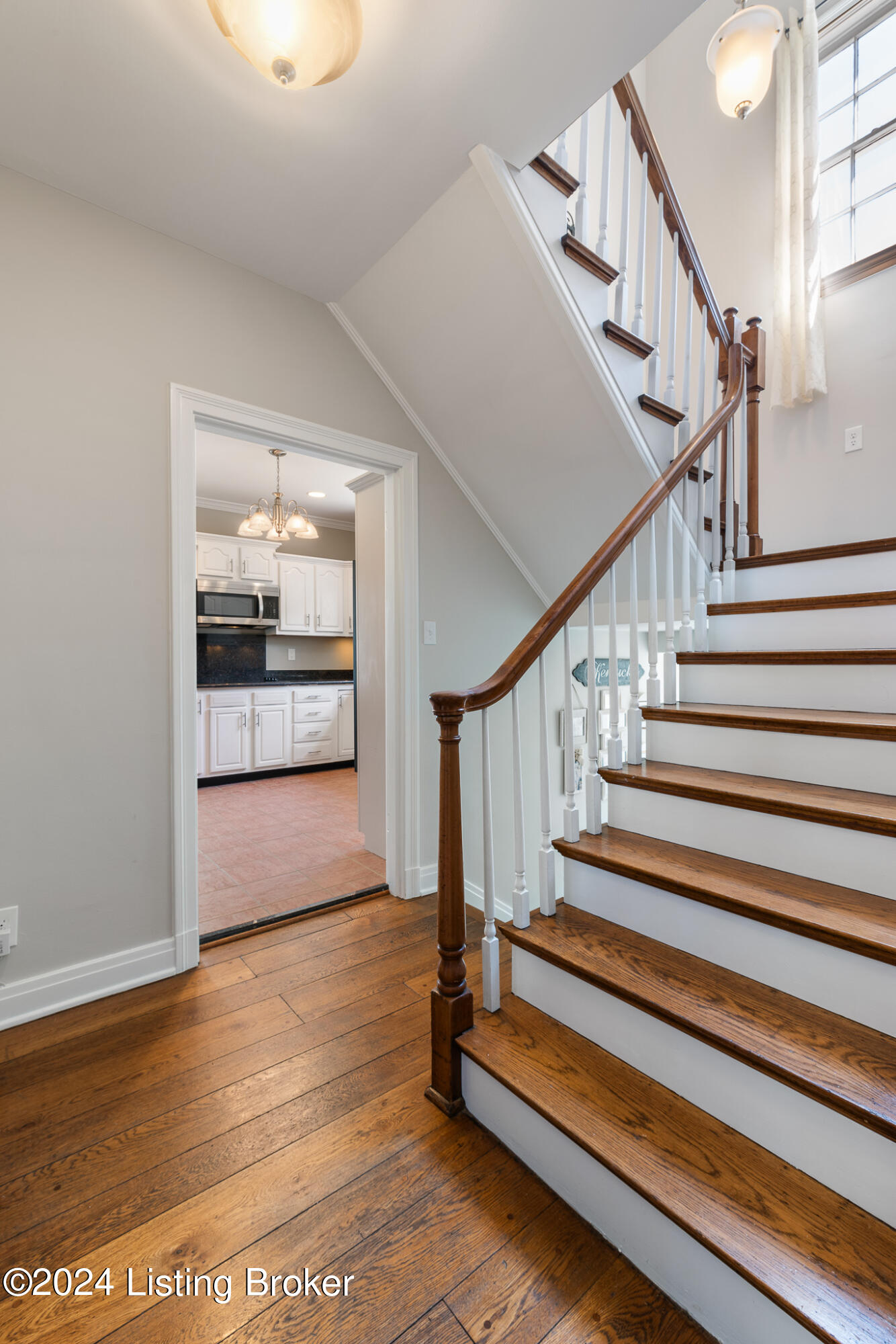 3311 Thrush Rd