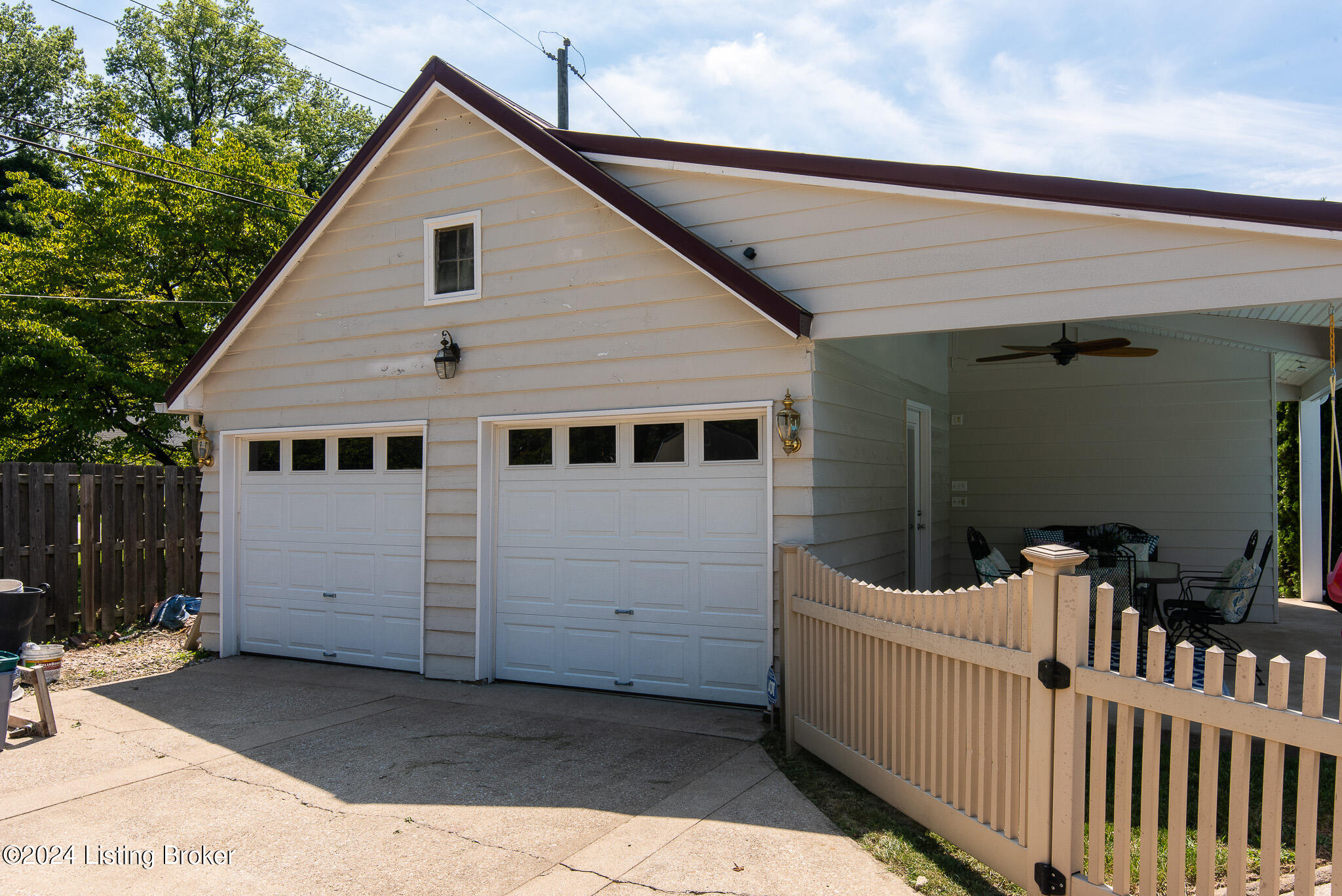 3311 Thrush Rd
