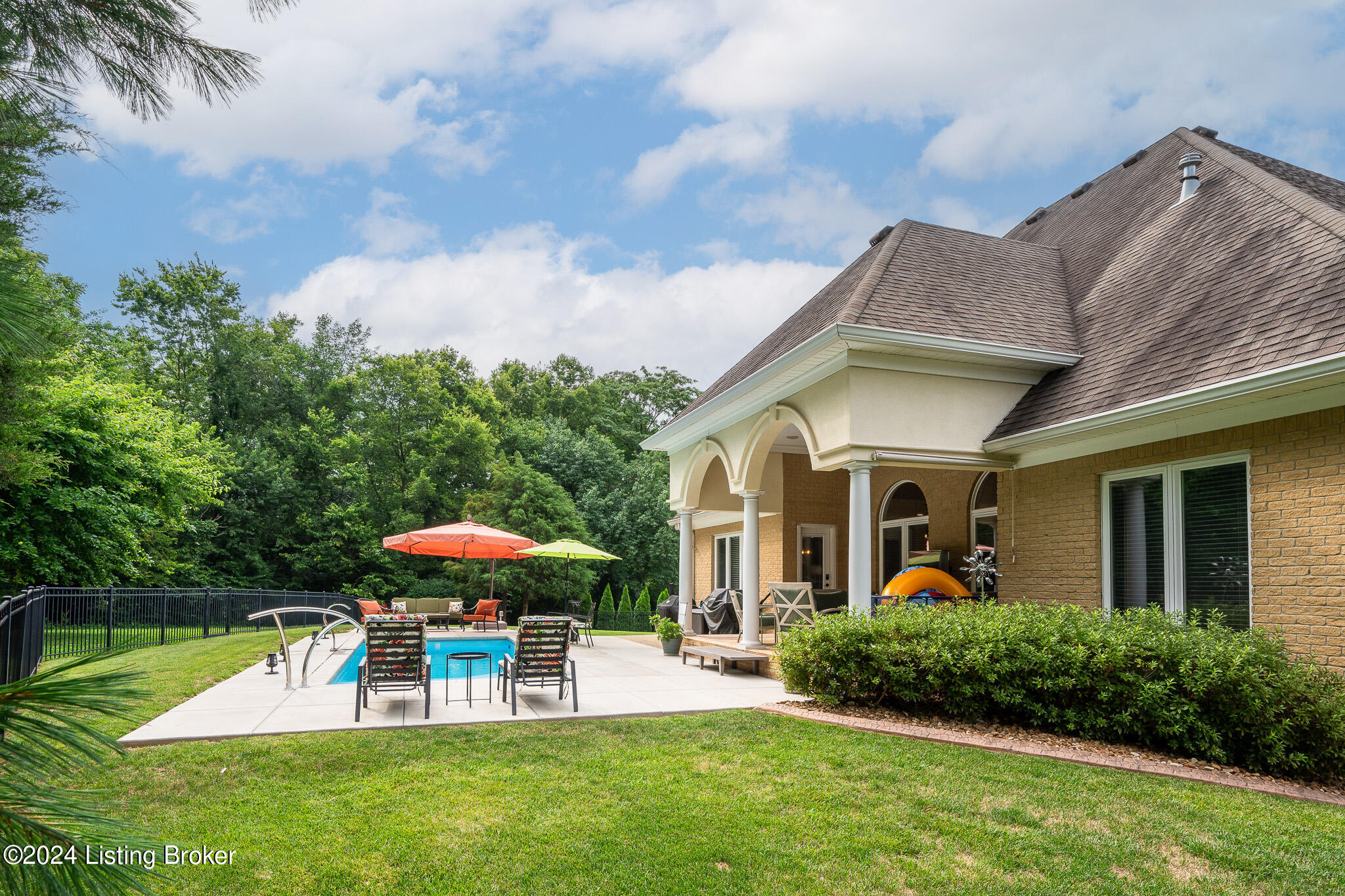 9509 Hayden Creek Ct