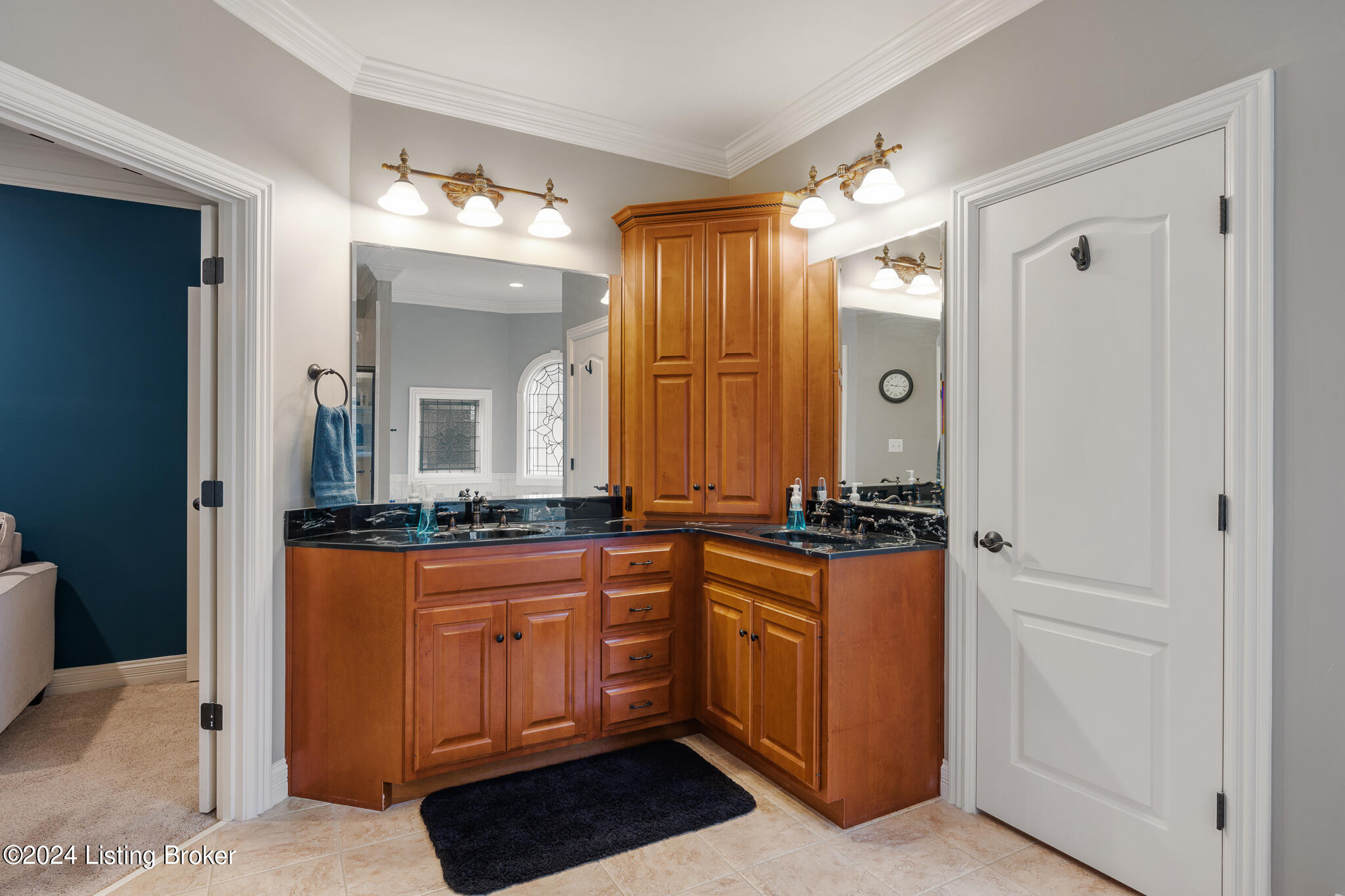 9509 Hayden Creek Ct