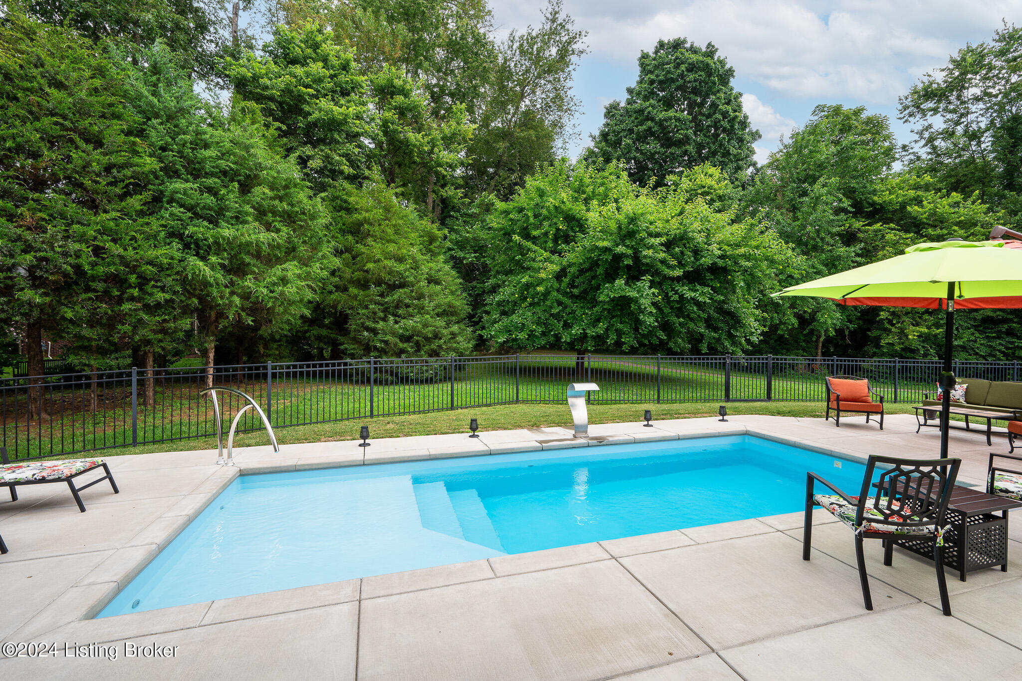 9509 Hayden Creek Ct