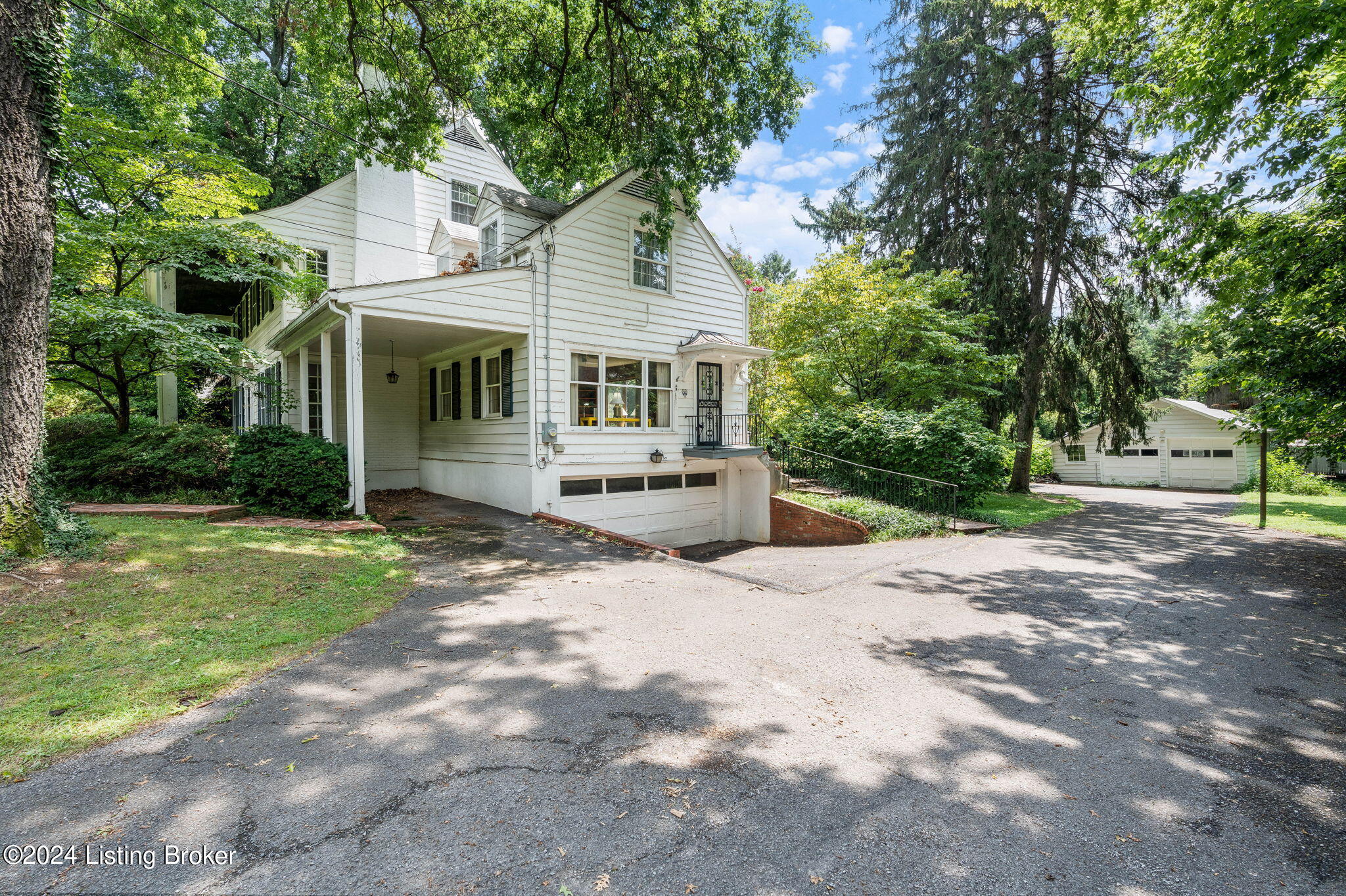 1908 Tyler Ln