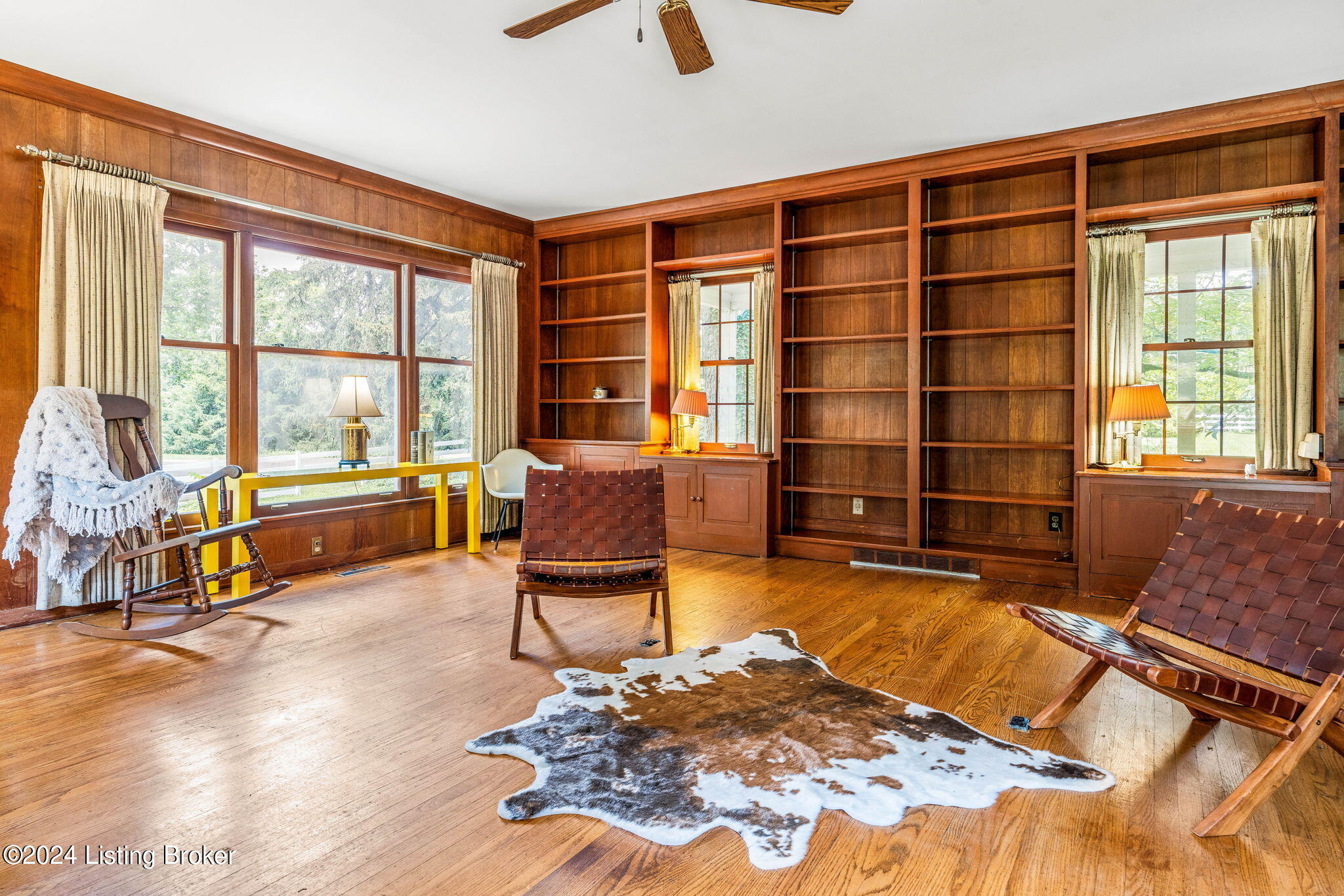 1908 Tyler Ln
